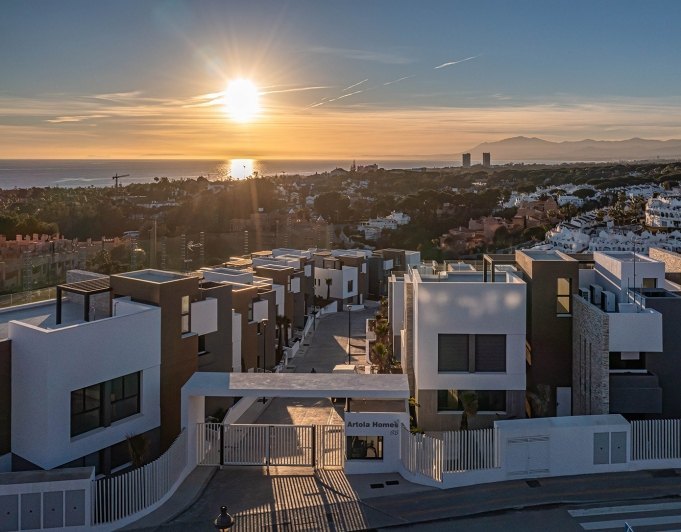 Nuevos adosados llave en mano entre Marbella y Fuengirola