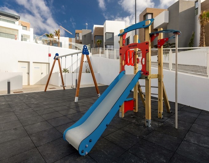 Nuevos adosados llave en mano entre Marbella y Fuengirola