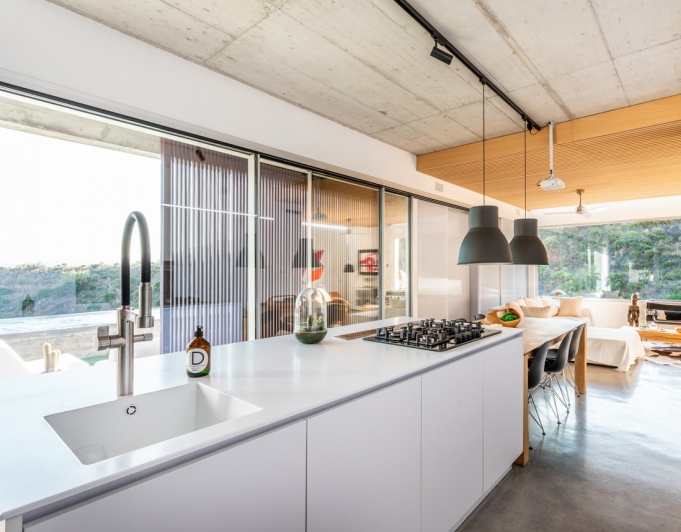 LUXURY CONTEMPORARY VILLA WITH MINIMALIST DESIGN IN THE VALTOCADO URBANIZATION, MIJAS