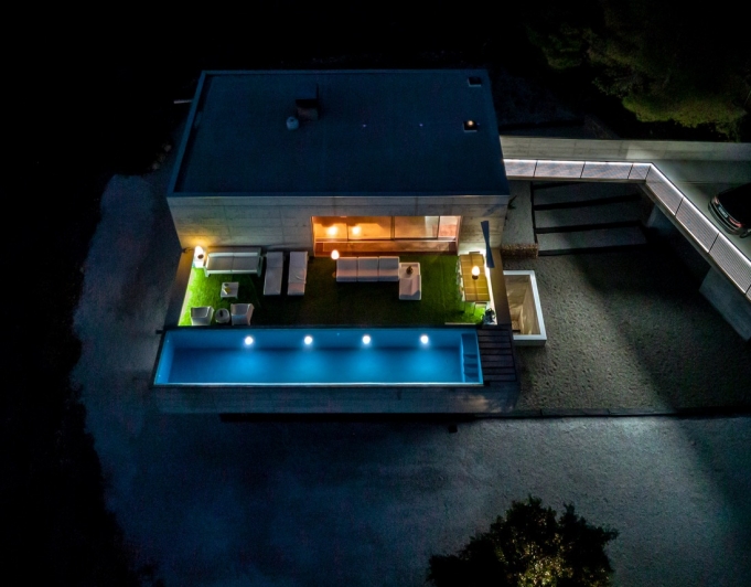 LUXURY CONTEMPORARY VILLA WITH MINIMALIST DESIGN IN THE VALTOCADO URBANIZATION, MIJAS