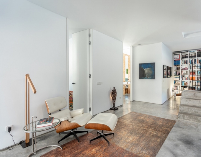 LUXURY CONTEMPORARY VILLA WITH MINIMALIST DESIGN IN THE VALTOCADO URBANIZATION, MIJAS