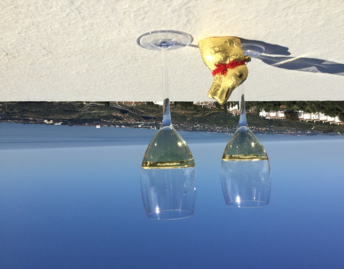 LUJOSO ÁTICO DÚPLEX CON VISTAS PANORÁMICAS AL MAR EN LOS MONTEROS HILL CLUB - MARBELLA ESTE