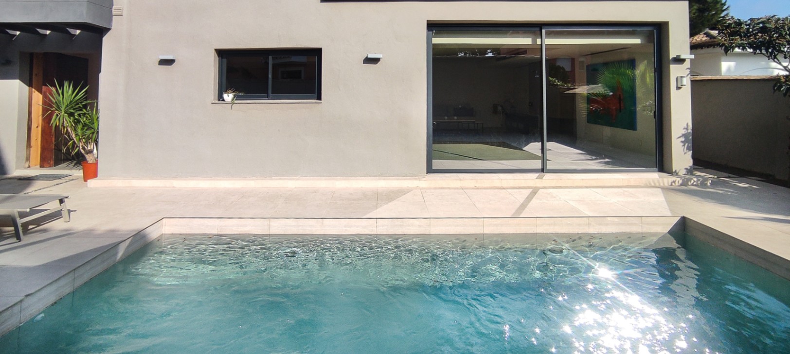 INCREIBLE VILLA MODERNA A POCA DISTANCIA DE LAS MEJORES PLAYAS DE MARBELLA ESTE
