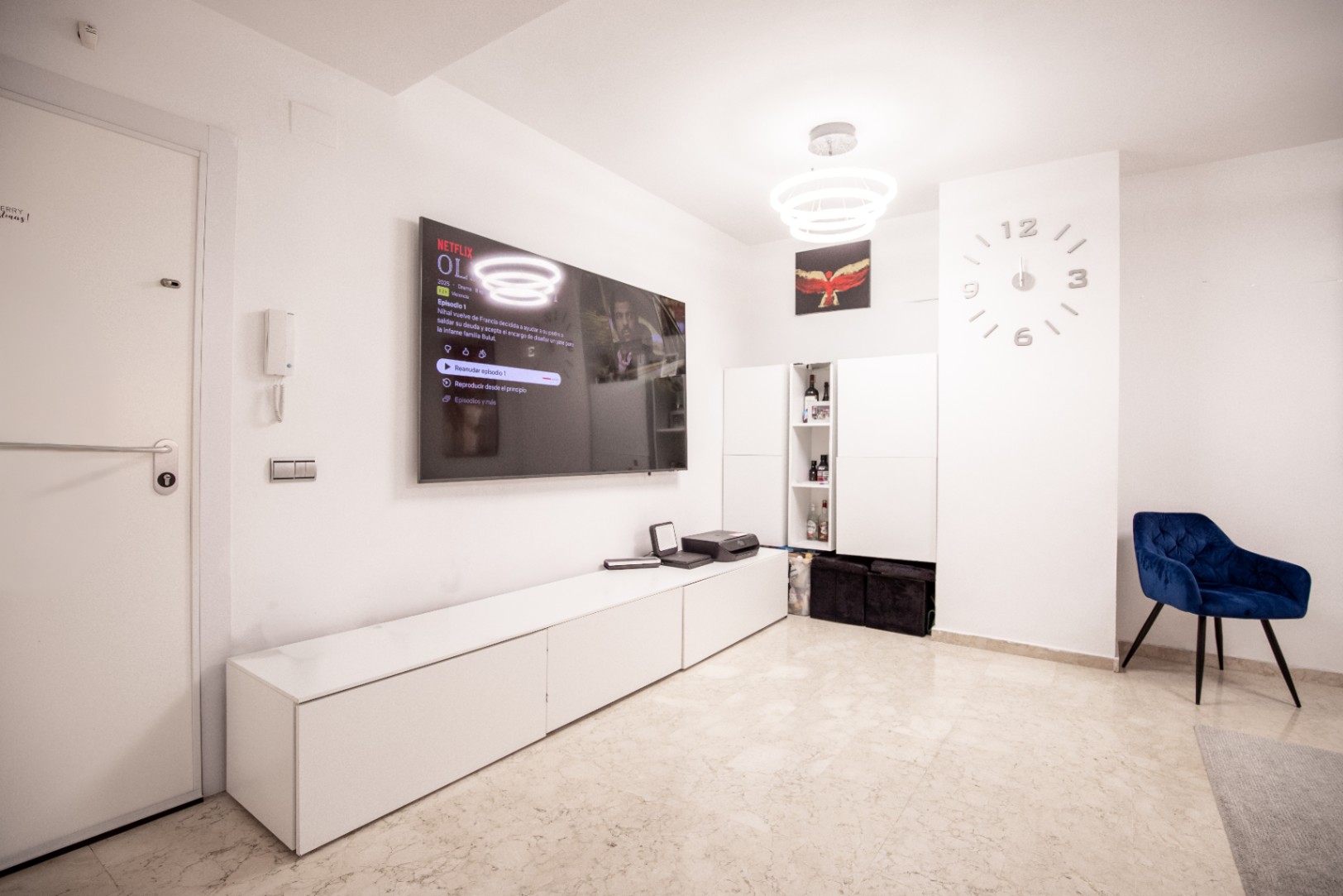Moderno, luminoso apartamento de 3 dormitorios y a pasos del mar — el estilo de vida que siempre soñaste