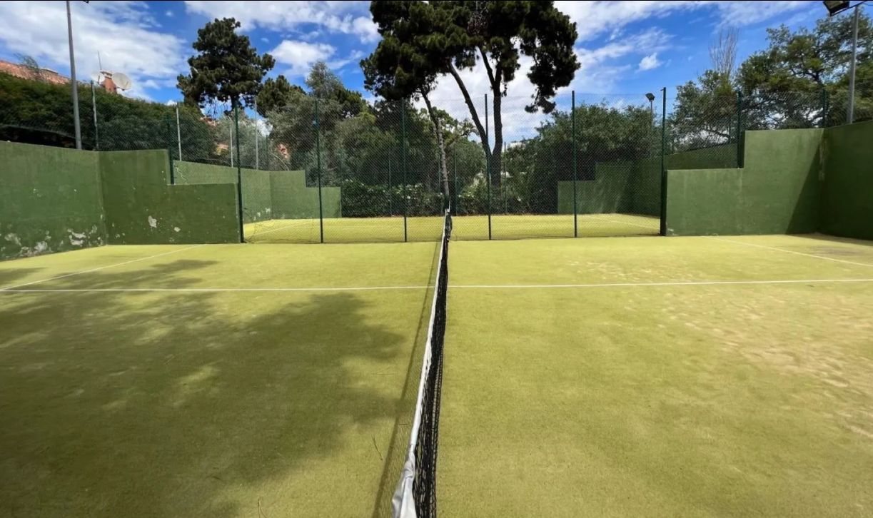 Ático Dúplex Exclusivo con Vistas Panorámicas al Mar, Montaña y Campo – Marbella Este (Elviria - El Rosario)