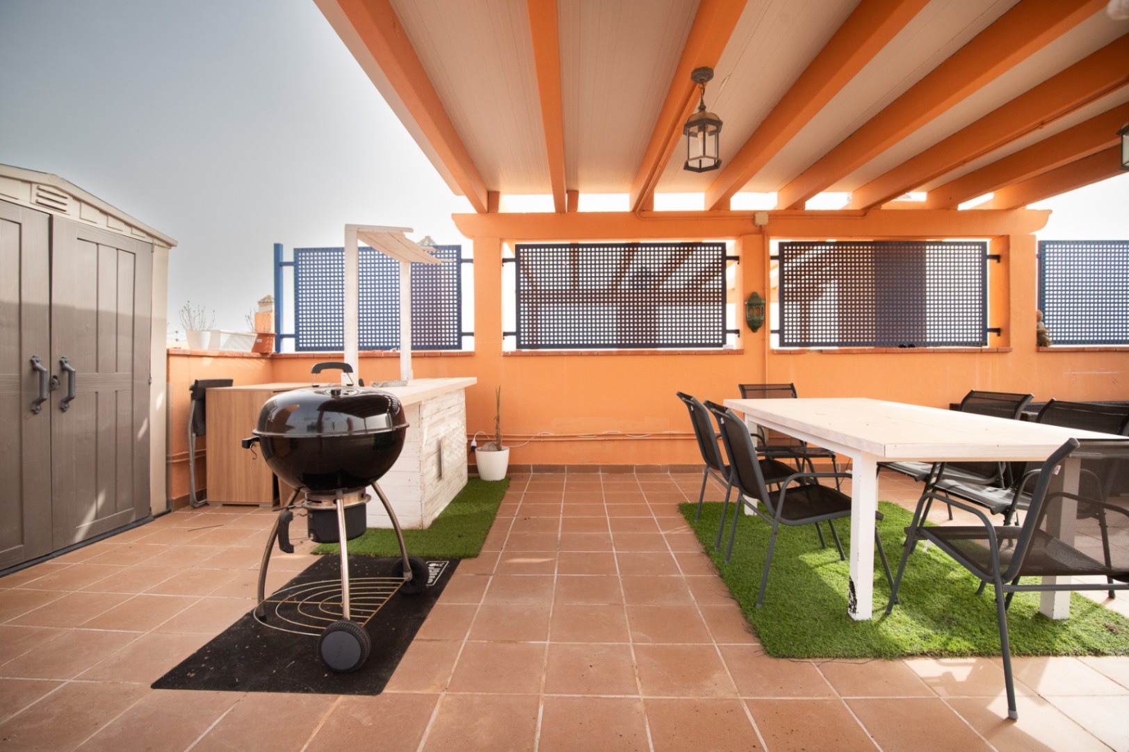 Ático Dúplex Exclusivo con Vistas Panorámicas al Mar, Montaña y Campo – Marbella Este (Elviria - El Rosario)