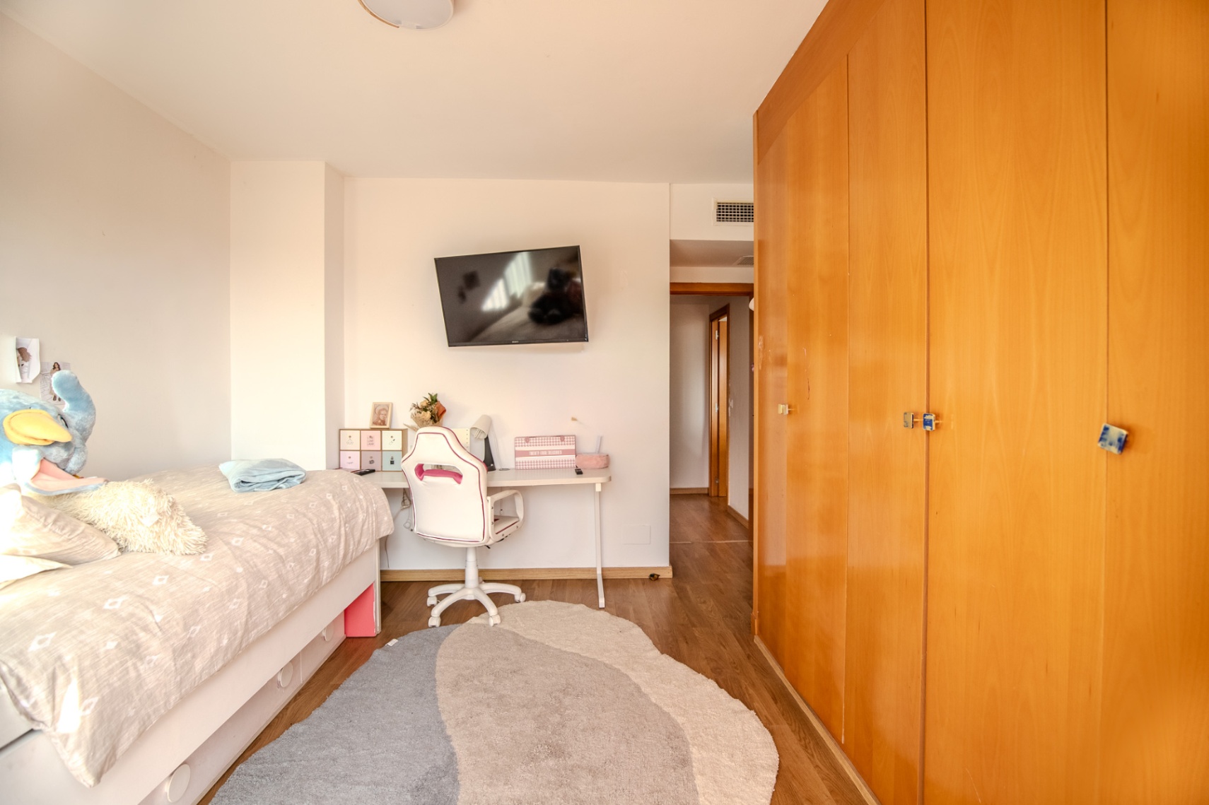 Ático en venta de 3 dormitorios en Marbella con terraza amplia