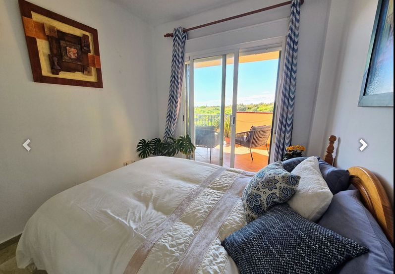 Piso de 2 dormitorios en alquiler a largo plazo en Mijas