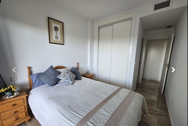 Piso de 2 dormitorios en alquiler a largo plazo en Mijas