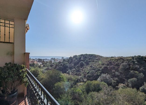 Piso de 2 dormitorios en alquiler a largo plazo en Mijas