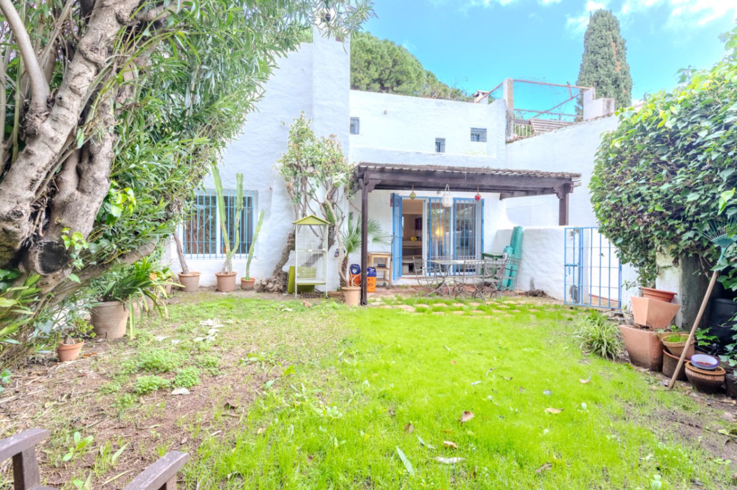 Encantador Adosado en Sierra Blanca, Marbella