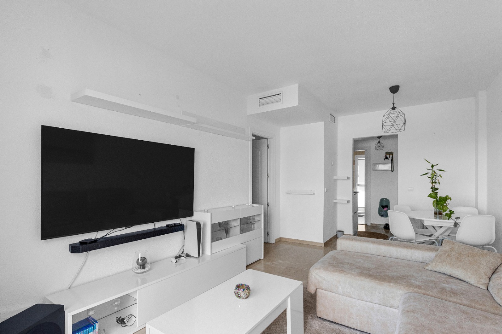 Penthouse with Private Solarium and Panoramic Sea Views in Riviera del Sol