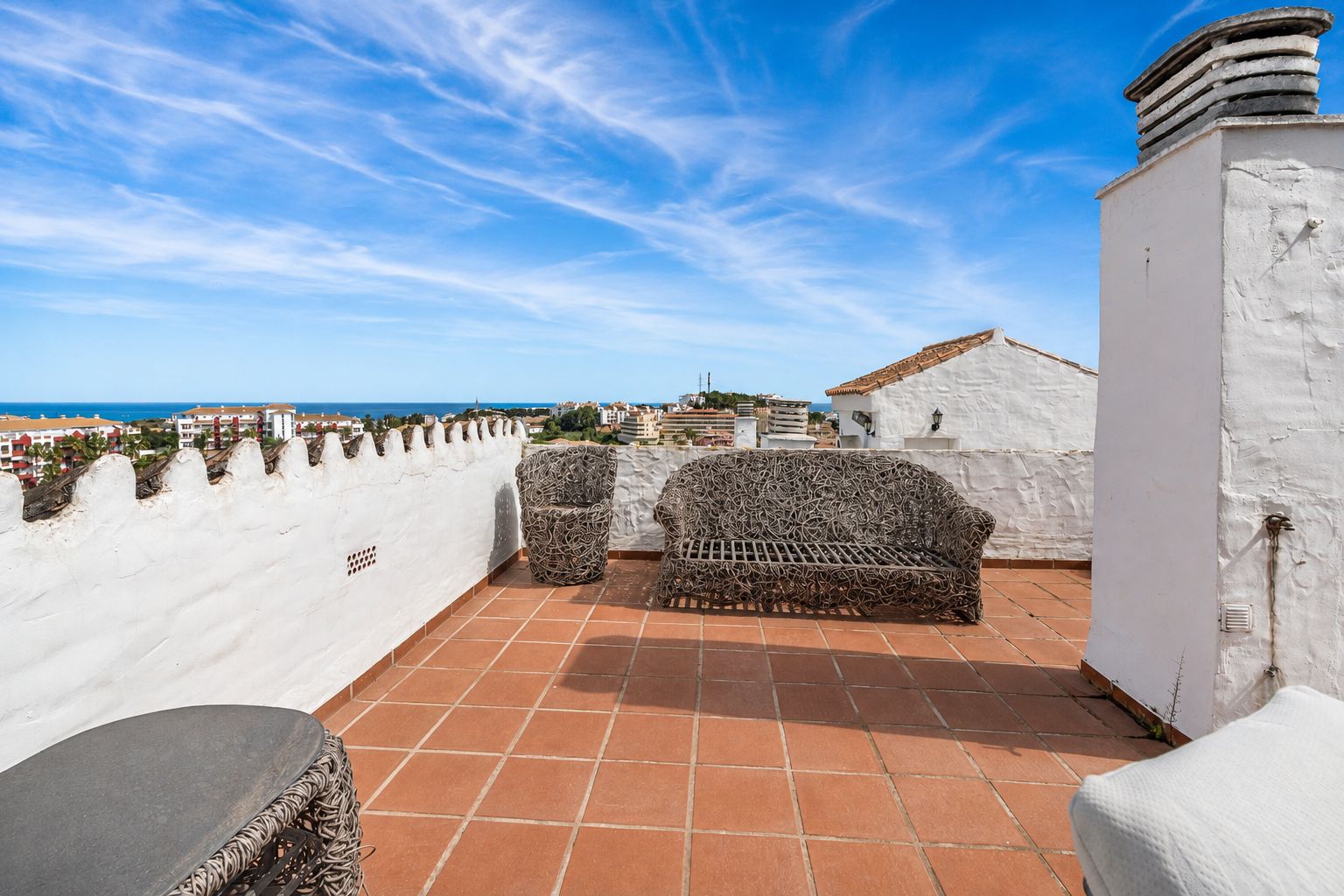 Ático con Solárium Privado y Vistas Panorámicas AL MAR en Riviera del Sol