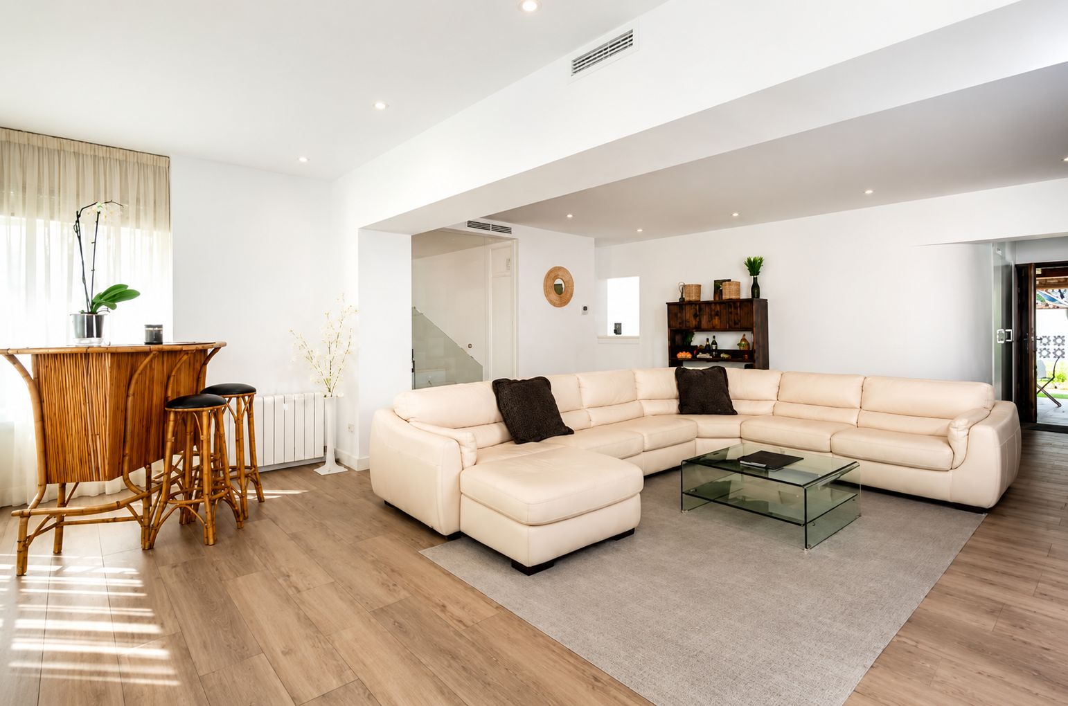 Villa with great potential just 50 meters from the golf course in Guadalmina.