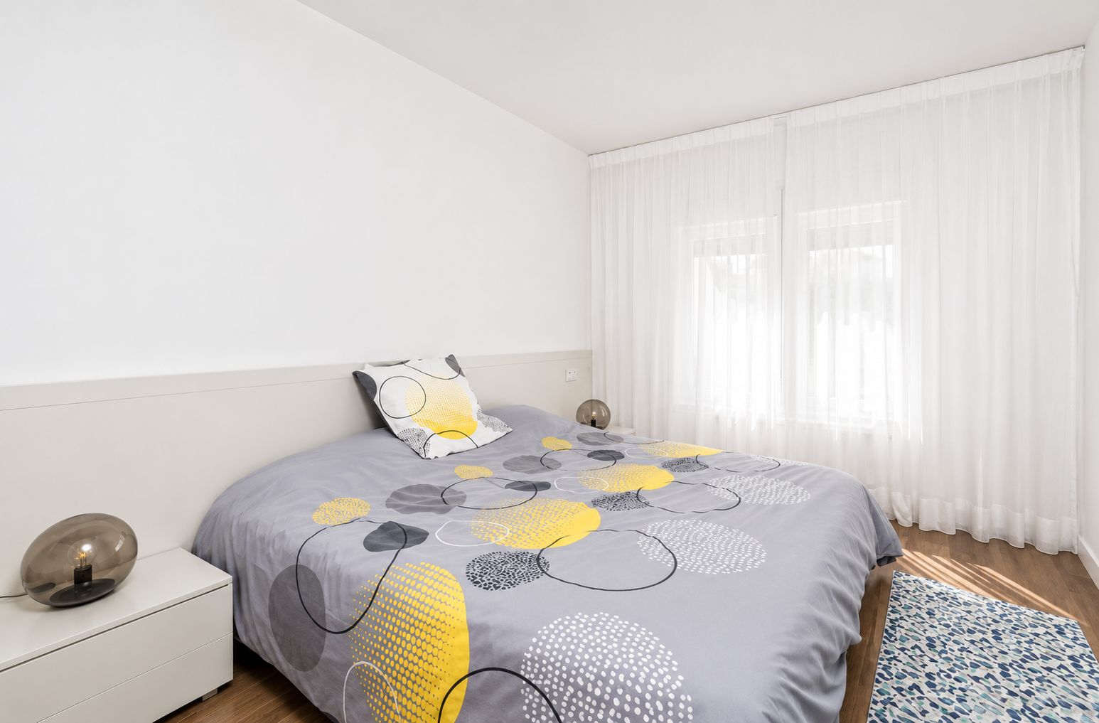 Villa with great potential just 50 meters from the golf course in Guadalmina.