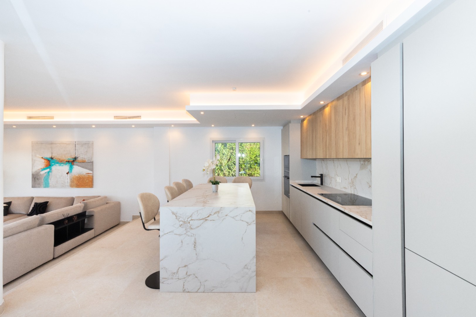 40-G - A la venta hermosa villa moderna en Cabopino, Marbella