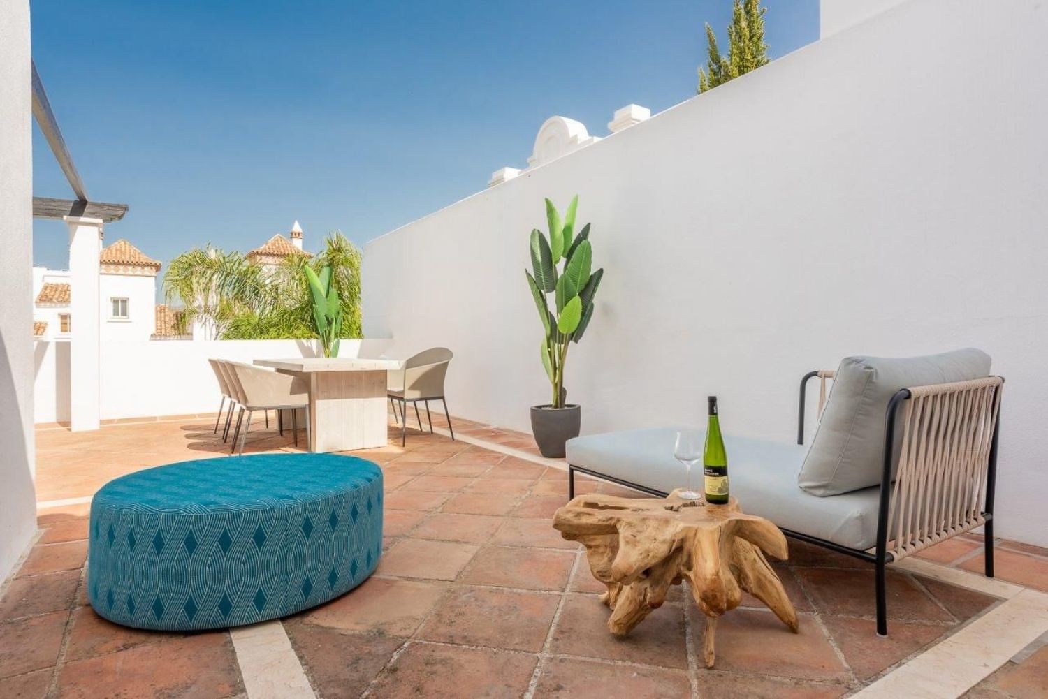 Único y moderno ático dúplex en Sierra Blanca con vistas al mar