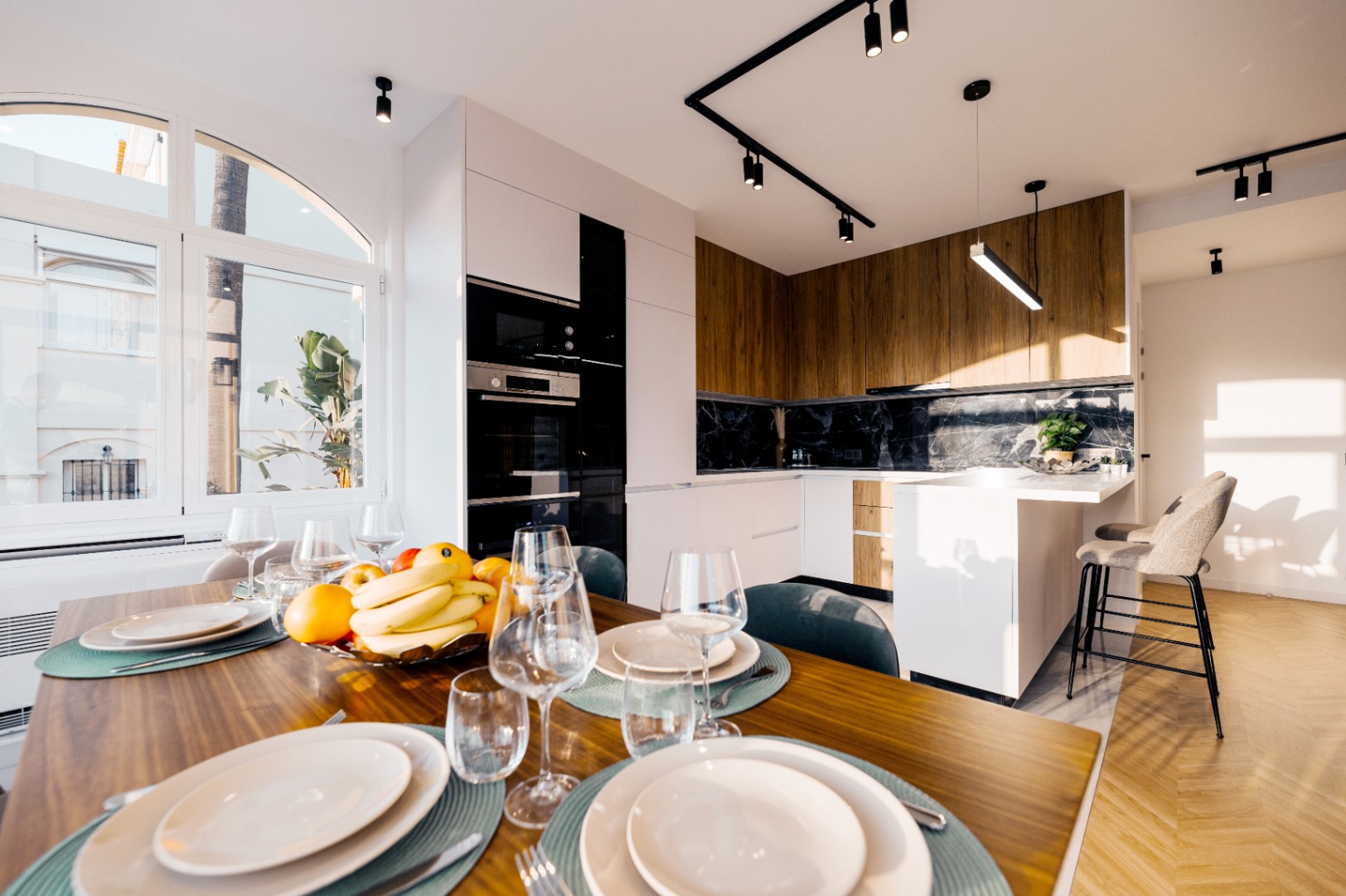 Lujoso Ático en Marbella, La Quinta: 3 habitaciones, 2 baños, alquiler a largo plazo