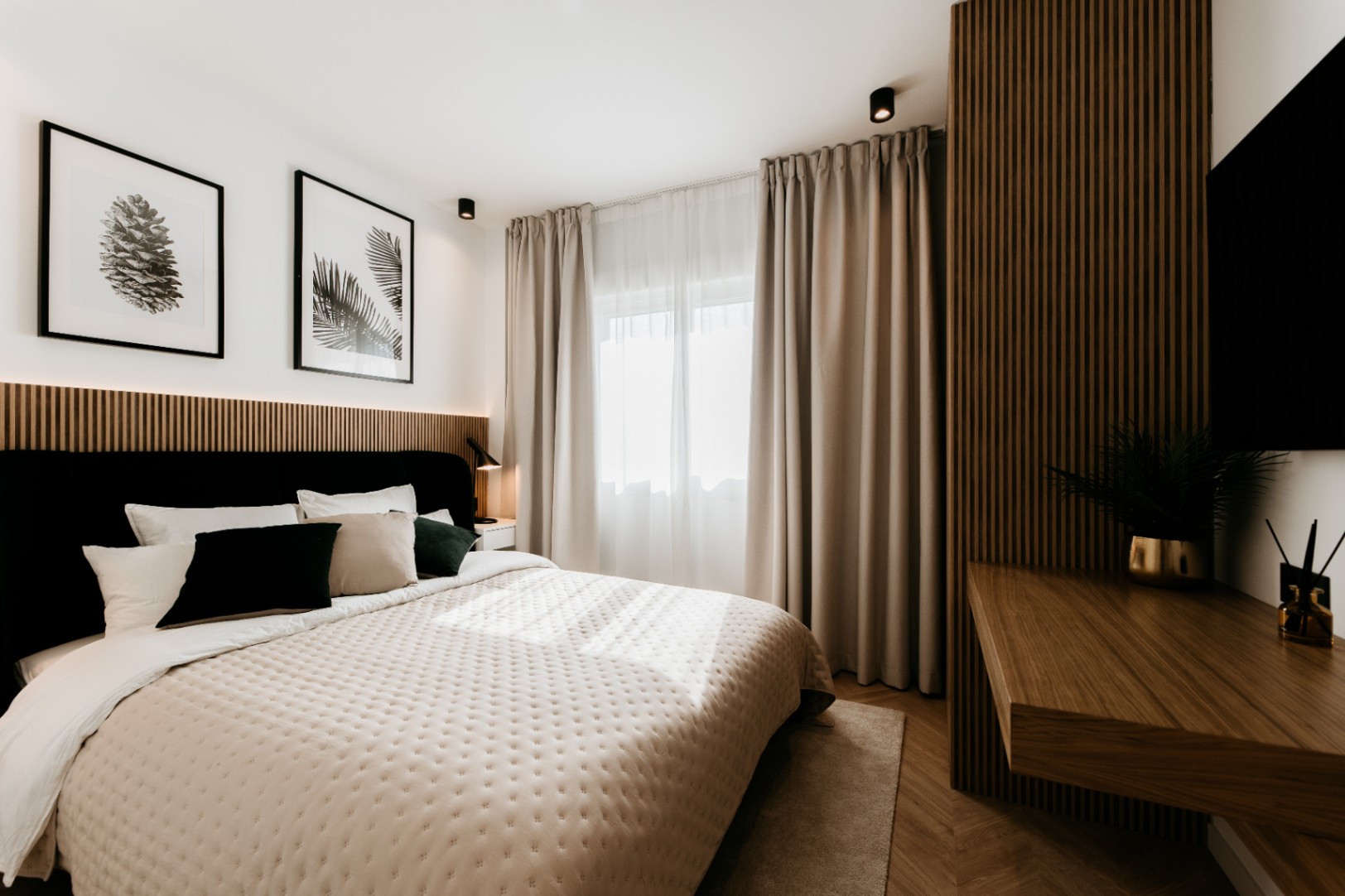 Lujoso Ático en Marbella, La Quinta: 3 habitaciones, 2 baños, alquiler a largo plazo