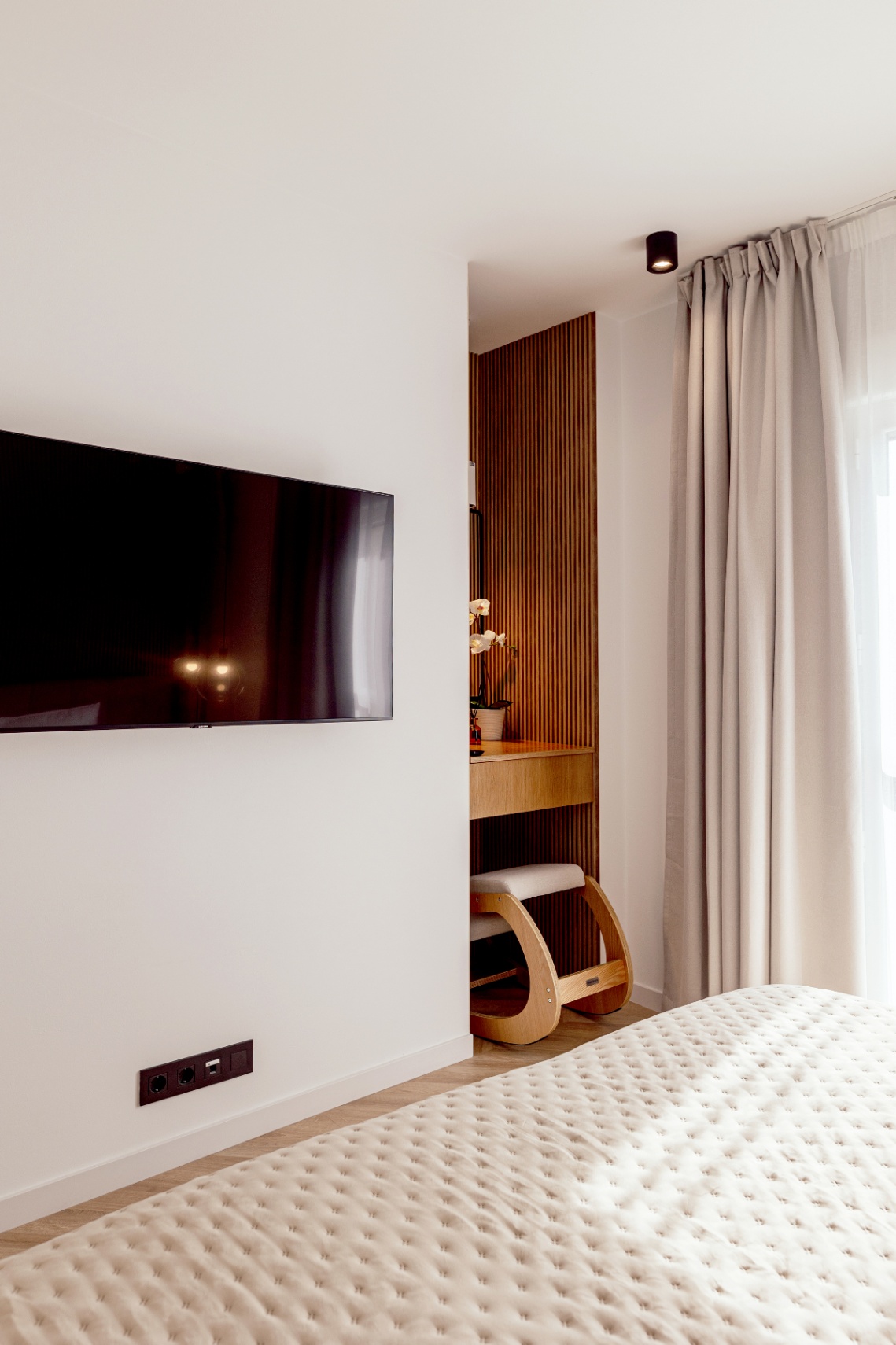 Lujoso Ático en Marbella, La Quinta: 3 habitaciones, 2 baños, alquiler a largo plazo