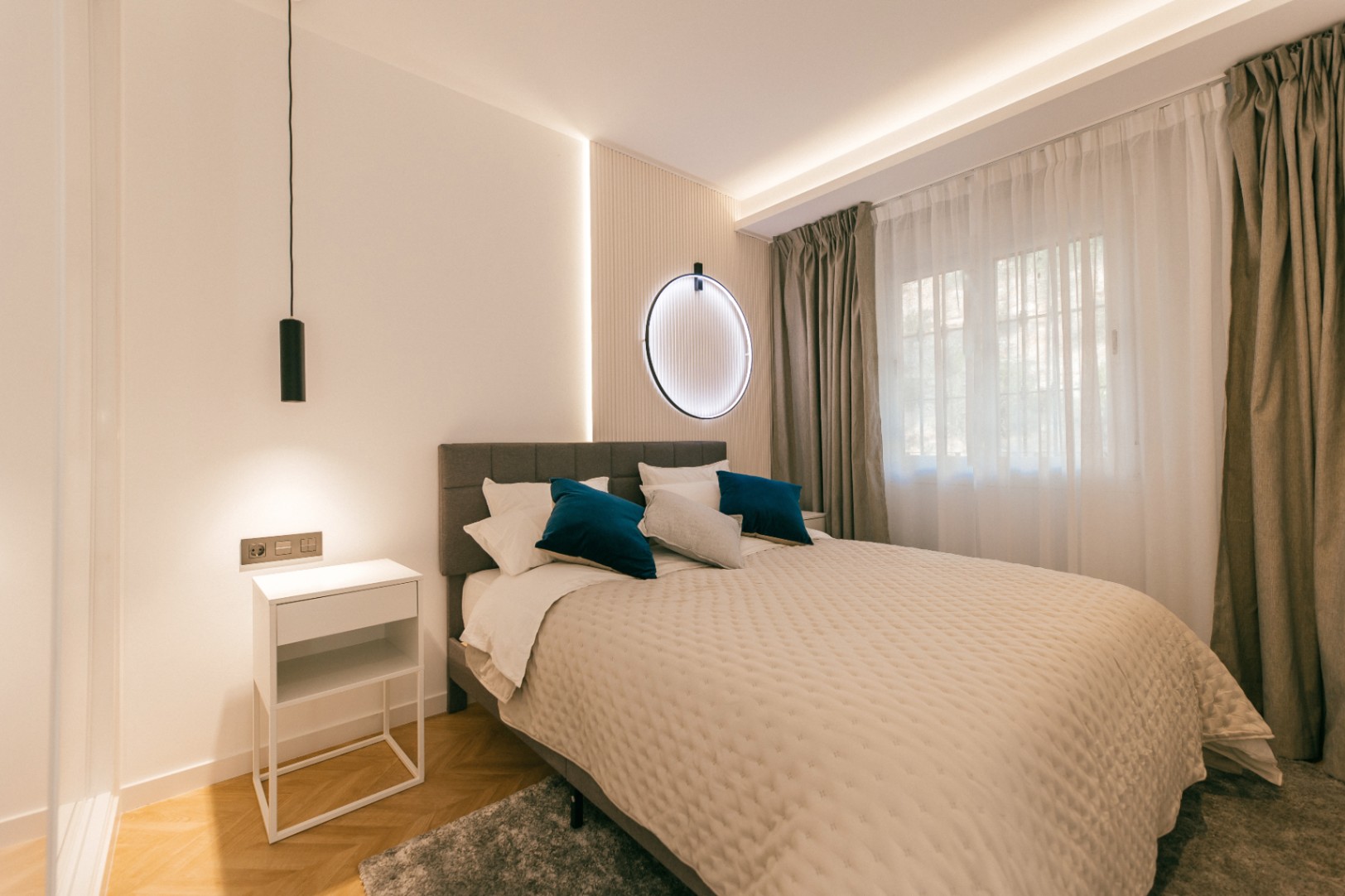 Lujoso Ático en Marbella, La Quinta: 3 habitaciones, 2 baños, alquiler a largo plazo