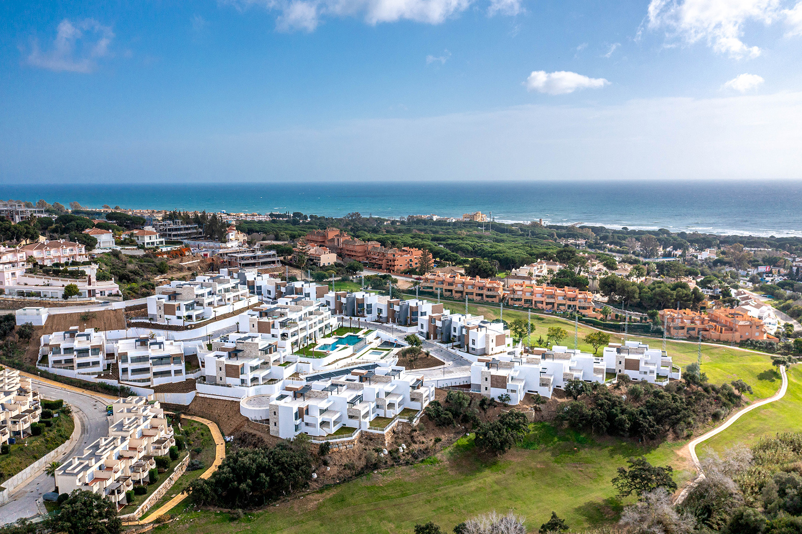 Nuevos adosados llave en mano entre Marbella y Fuengirola