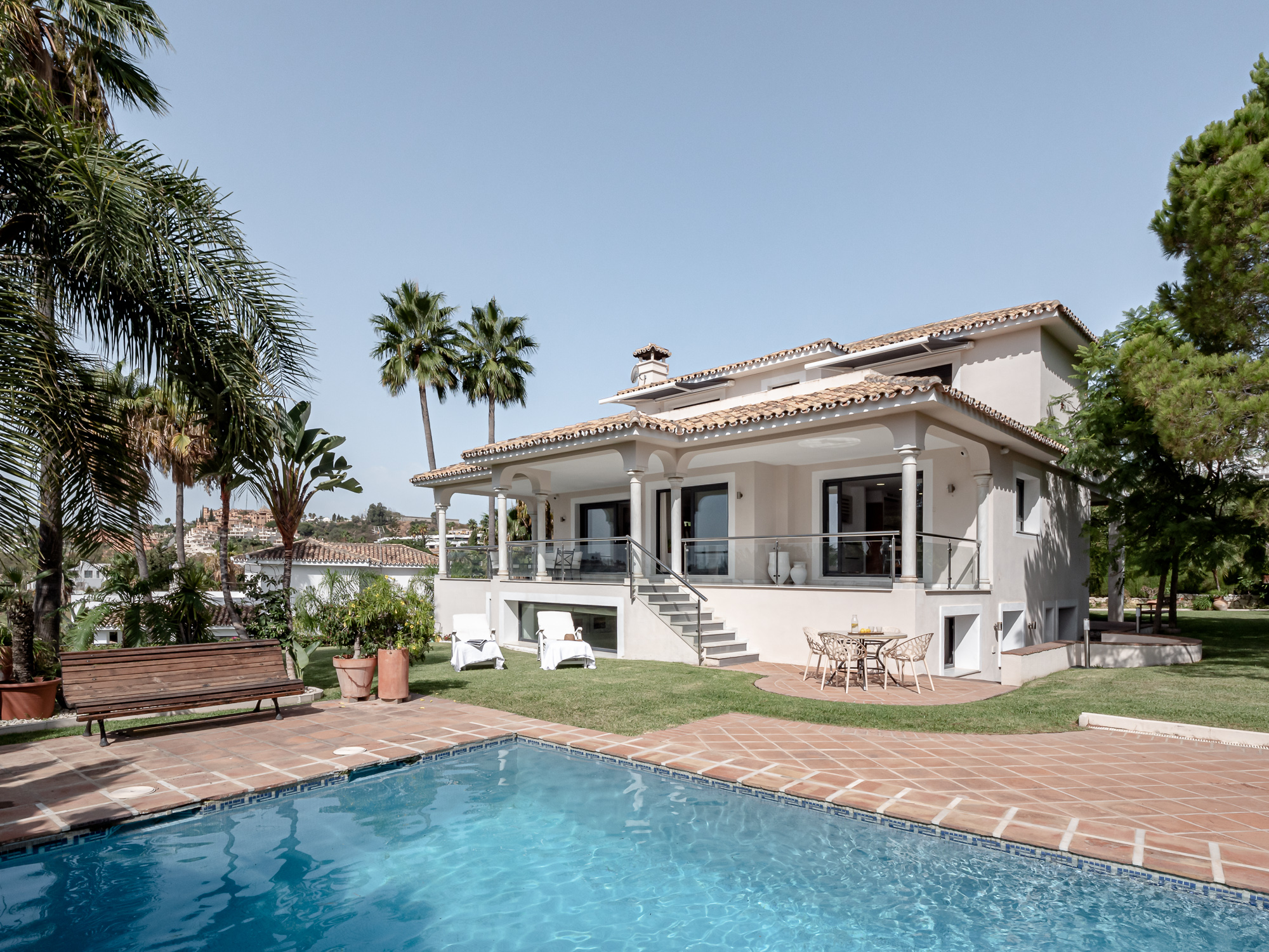 HERMOSA Y ESPACIOSA VILLA CON VISTAS AL CAMPO DE GOLF