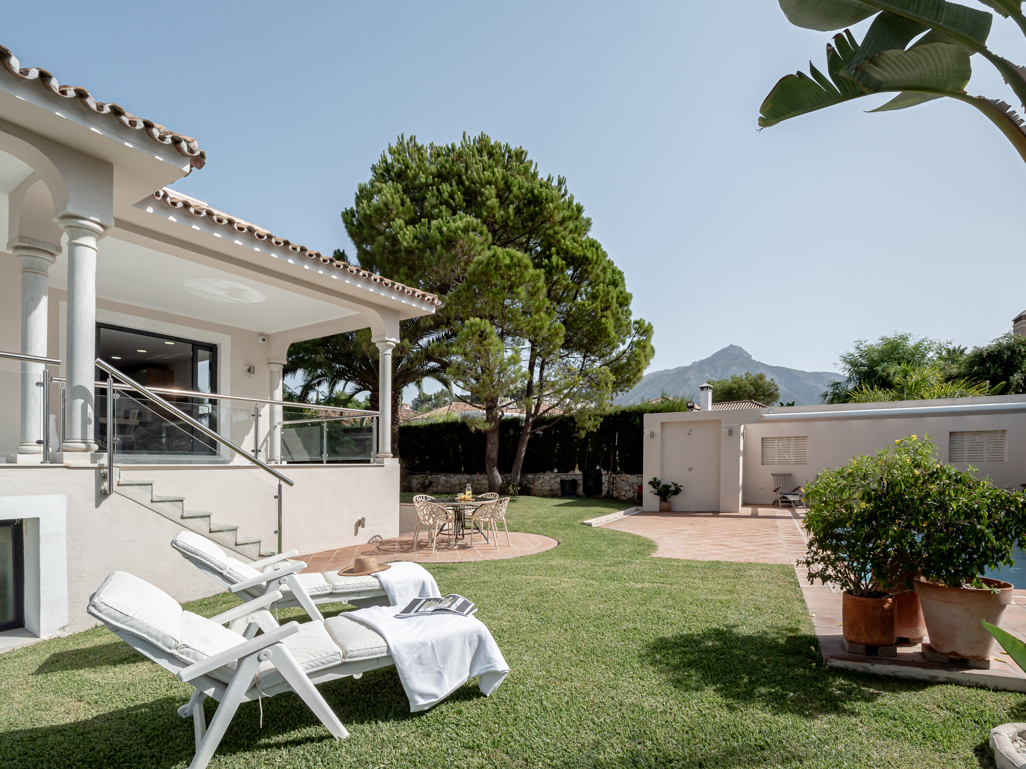 HERMOSA Y ESPACIOSA VILLA CON VISTAS AL CAMPO DE GOLF