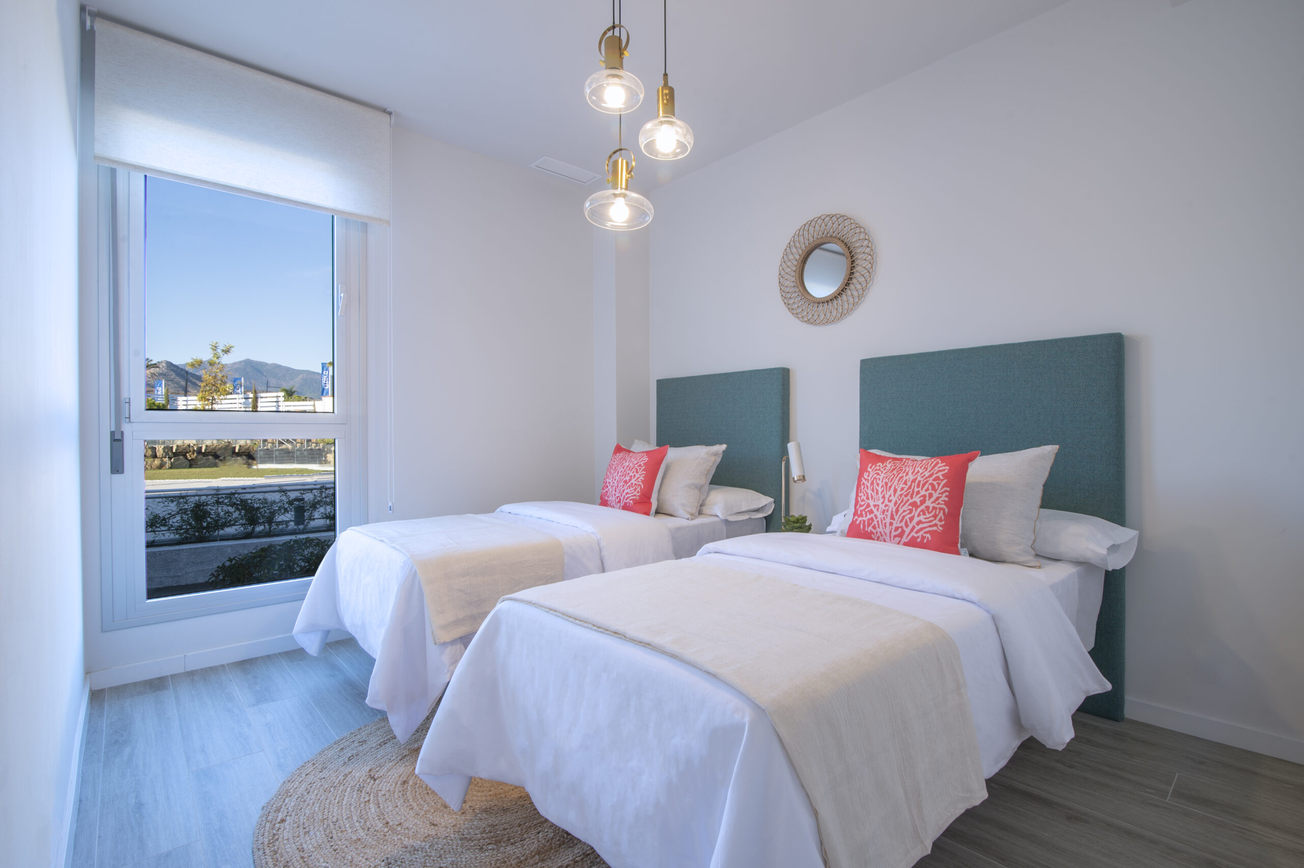 Apartamento nuevo muy soleado y con vistas al mar en Cancelada