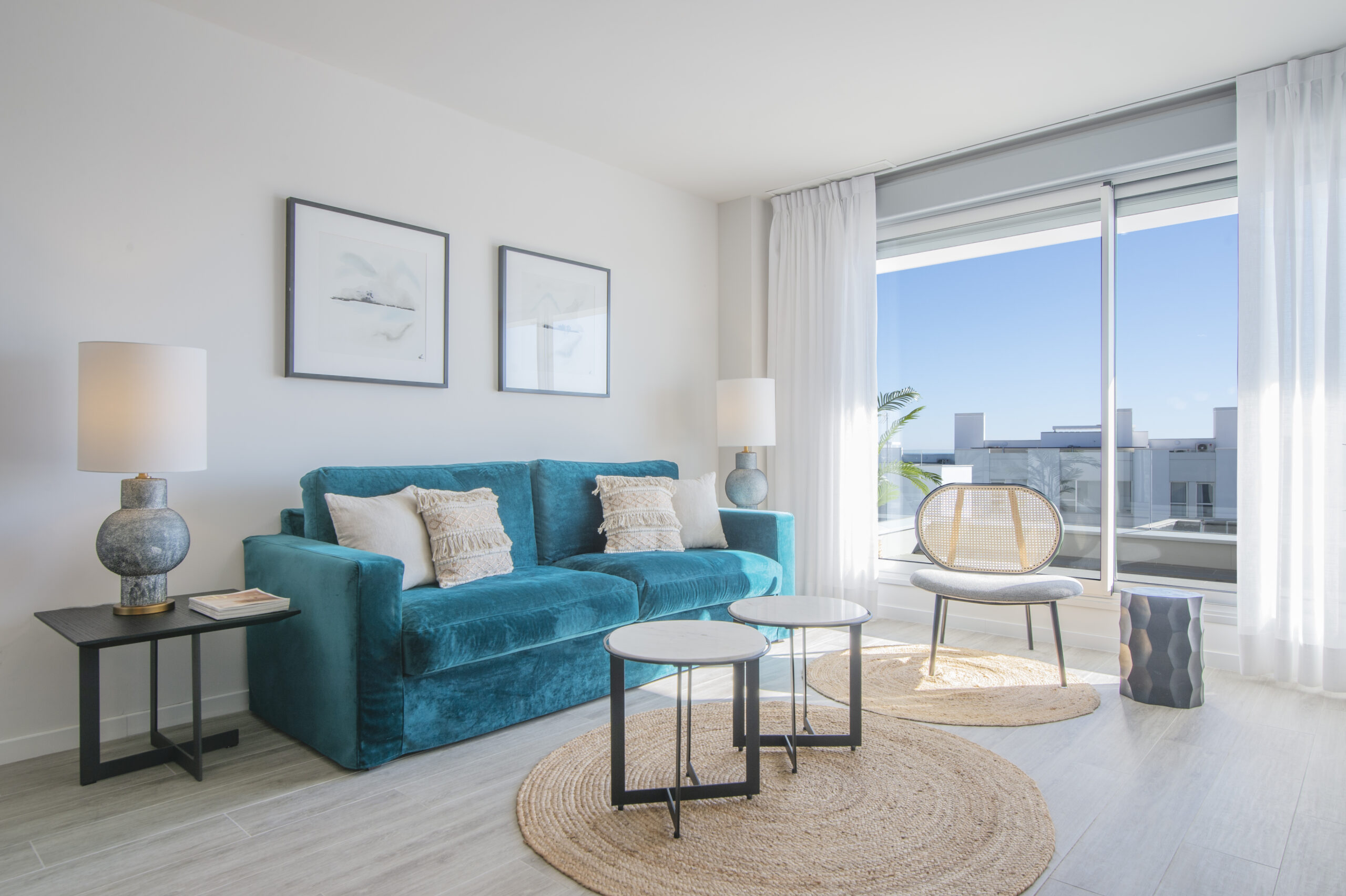 Apartamento nuevo muy soleado y con vistas al mar en Cancelada