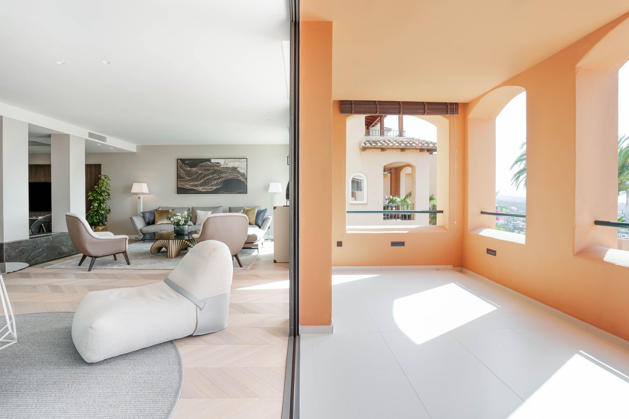 Alucinante y único ático dúplex en Nueva Andalucía