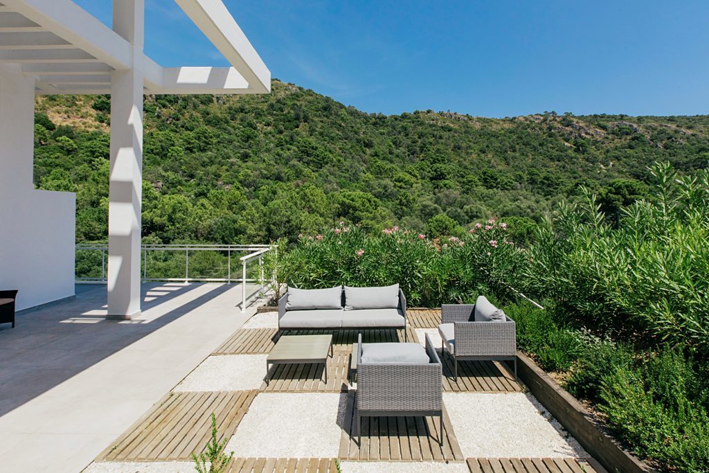 Hermoso desarrollo en rodeado de naturaleza en benahavis