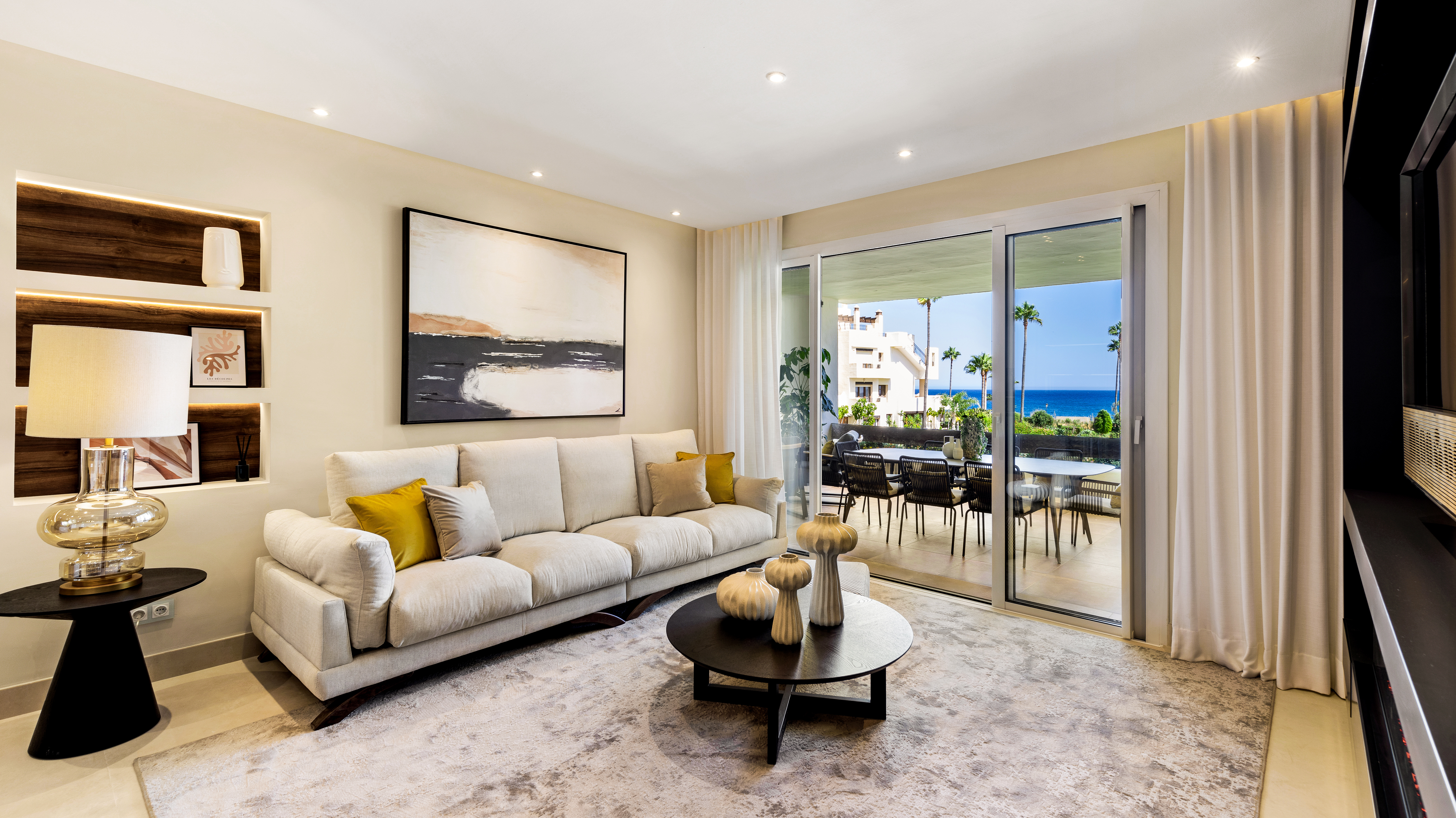 Precioso apartamento bajo con vistas al mar