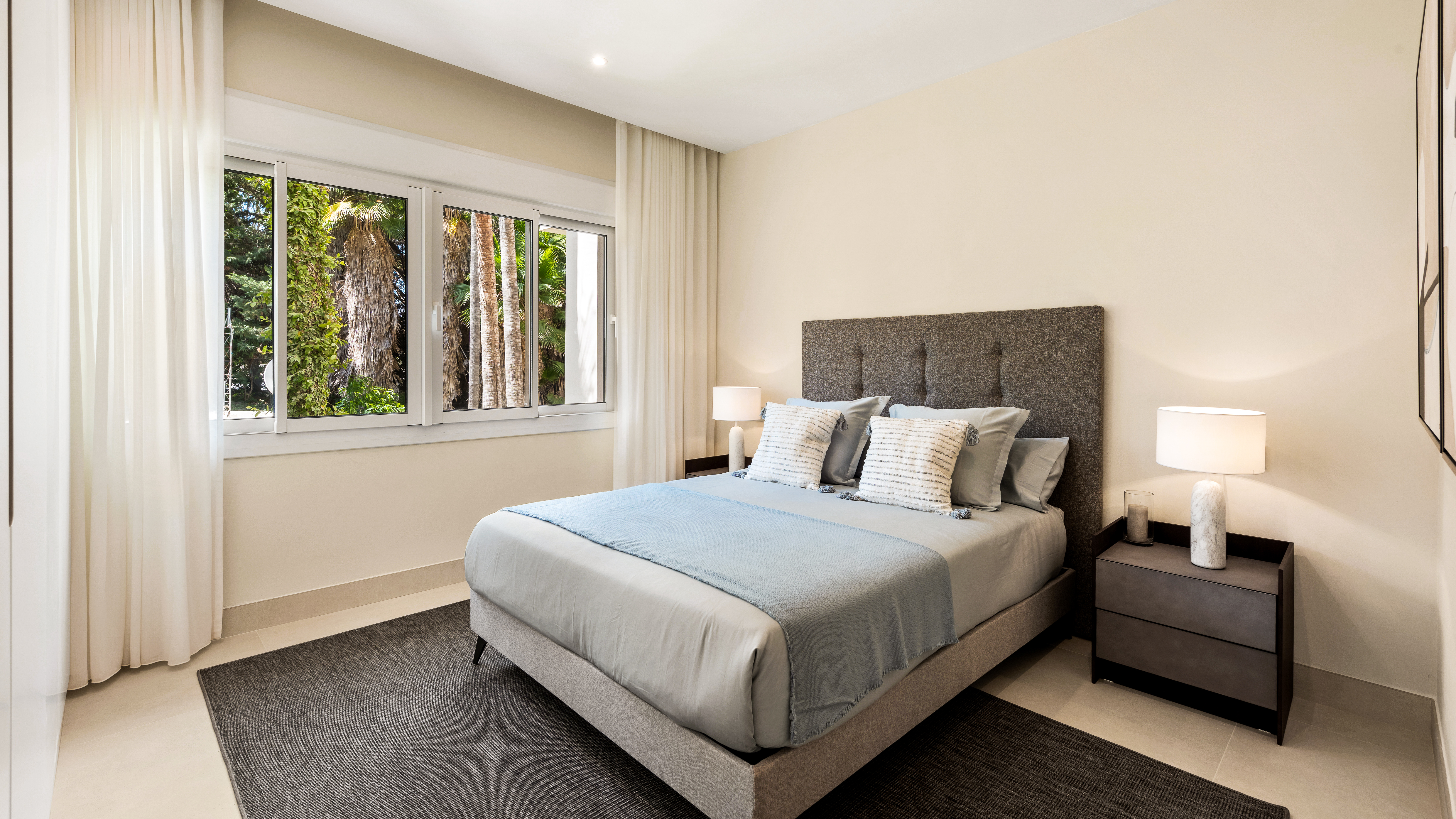 Precioso apartamento bajo con vistas al mar