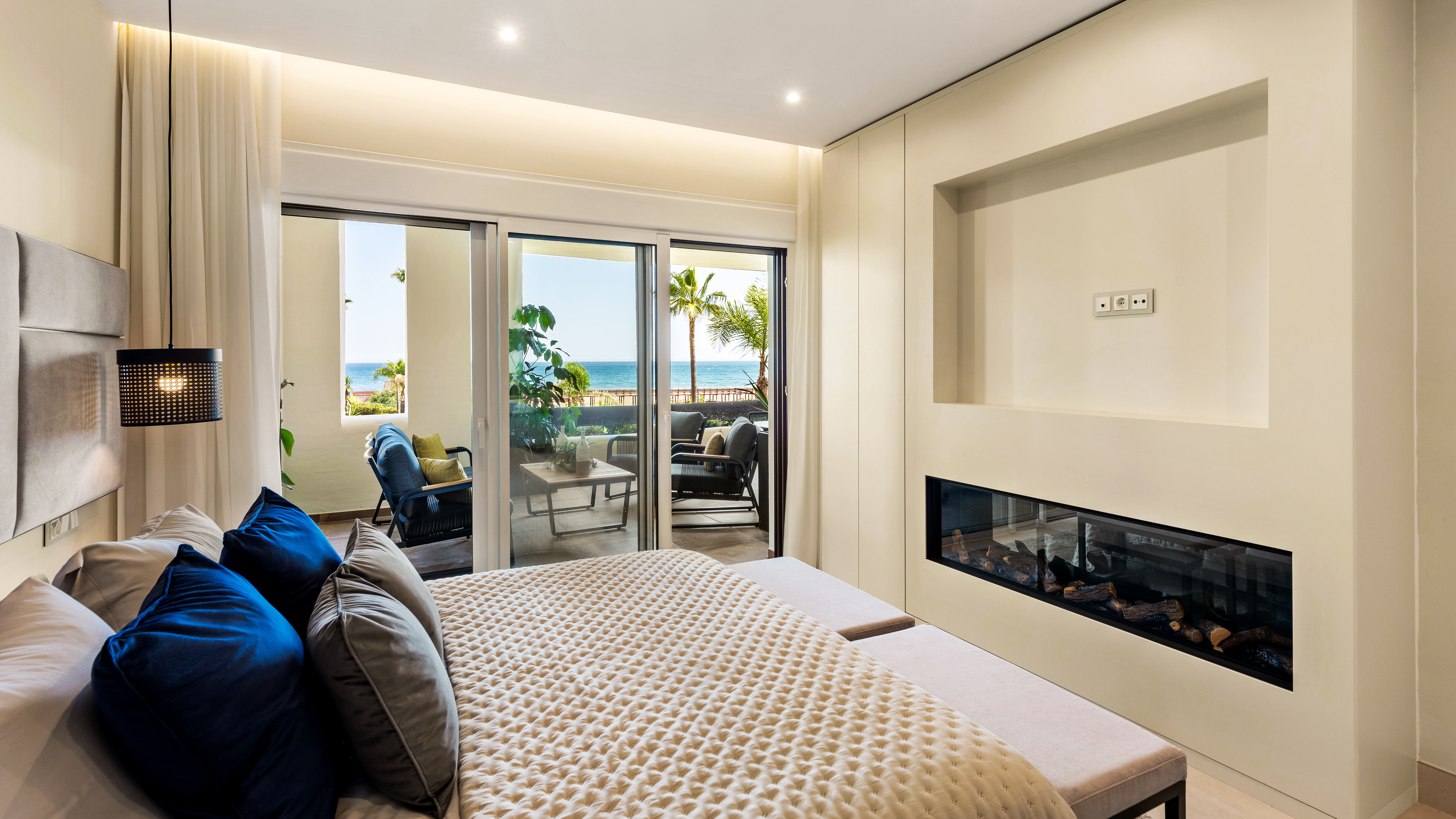 Precioso apartamento bajo con vistas al mar