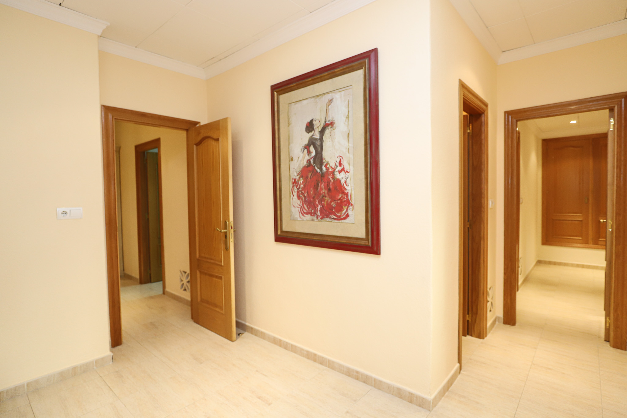 Villa neo-clasica en nueva Atalaya de Benahavis