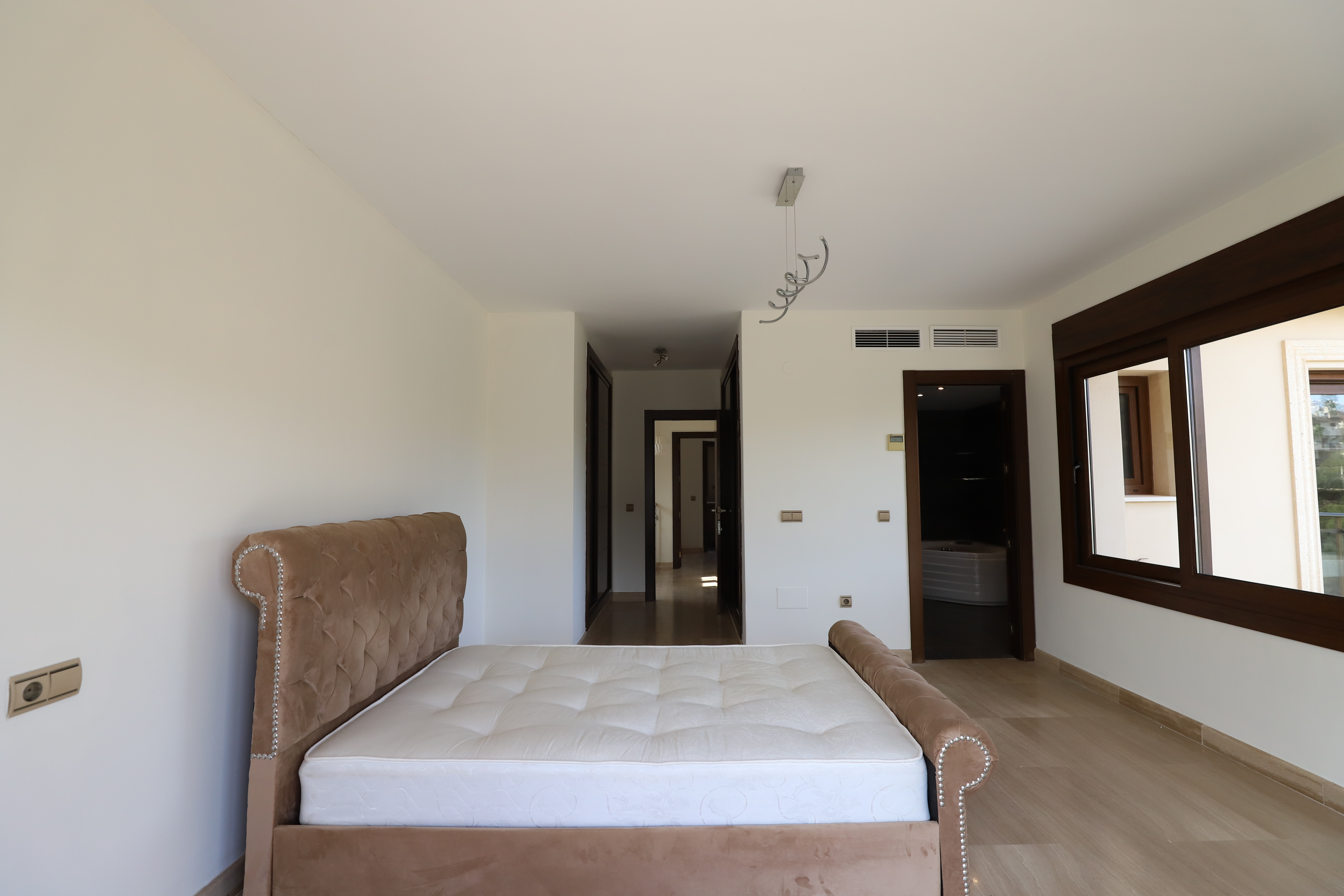 En primera linea de Golf se encuentra esta encantadora villa