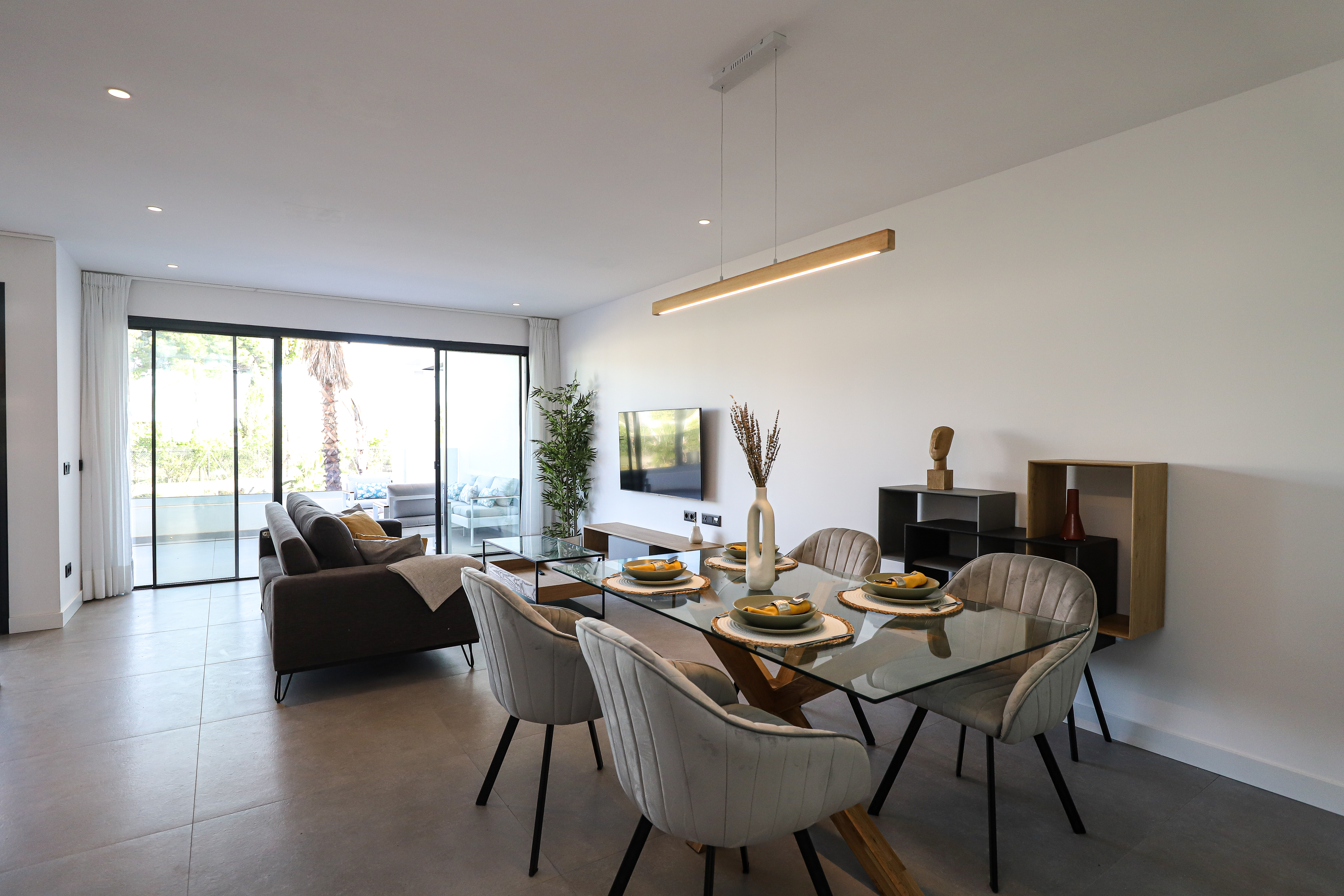 Alquiler de Piso moderno y nuevo en Urbanizacion Altos de Estepona