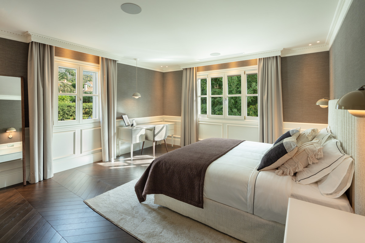 Ett högkvalitativt familjehem i det exklusiva och gated community Sierra Blanca ovanför Marbella Golden Mile.