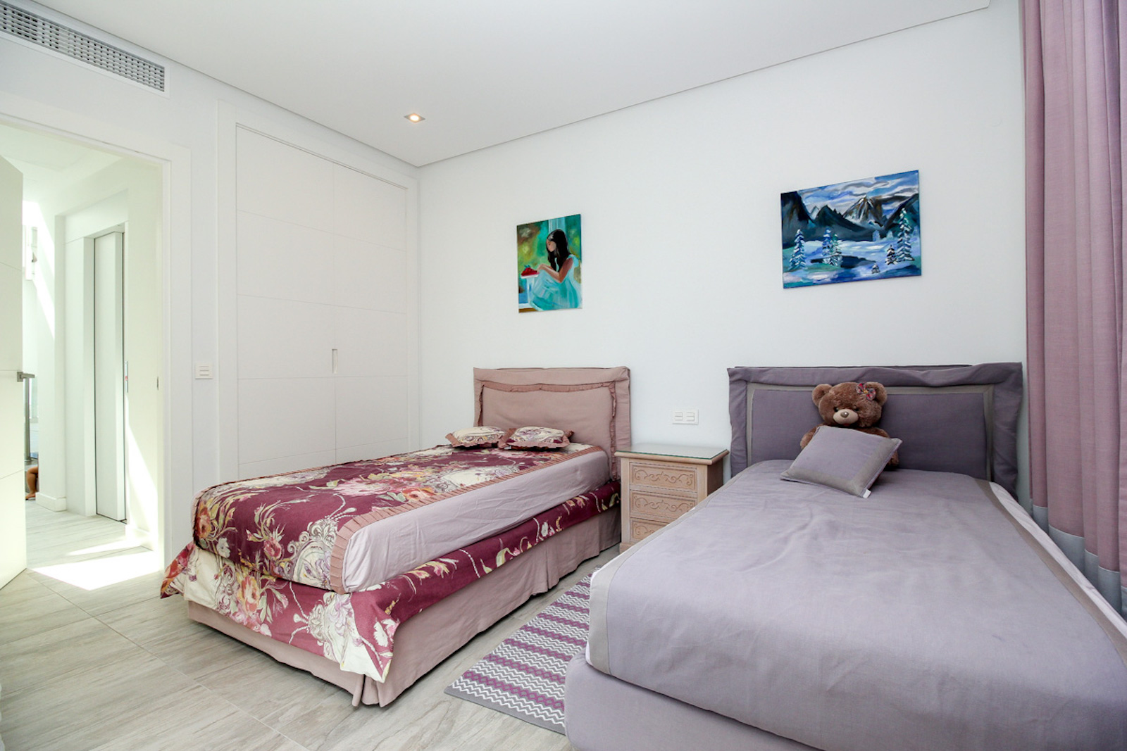 Una de las casas adosadas de sierra blanca mas lujosas de Marbella
