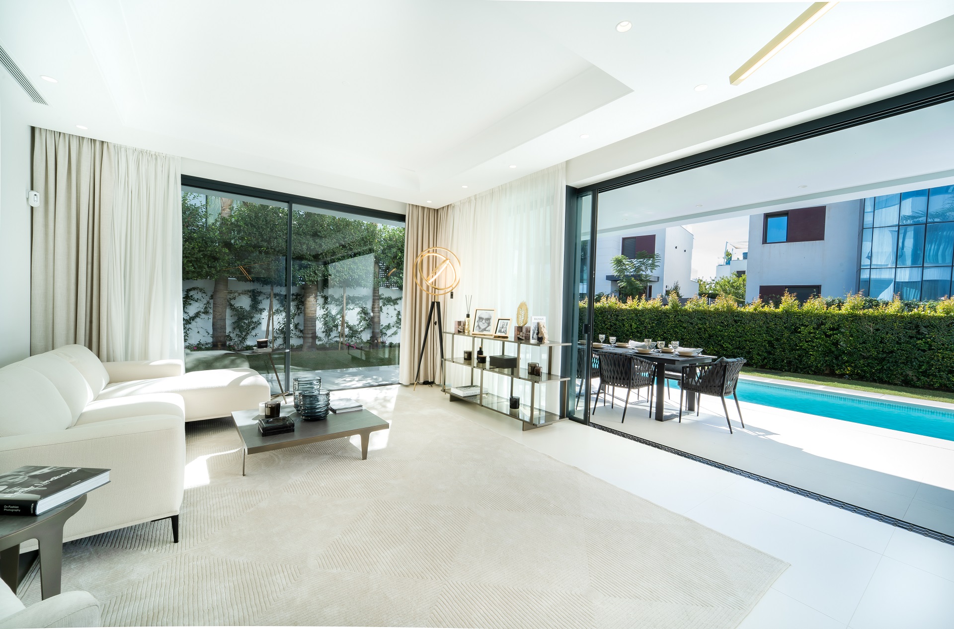 Beautiful new beachside villas in the centre of Marbella Golden Mile