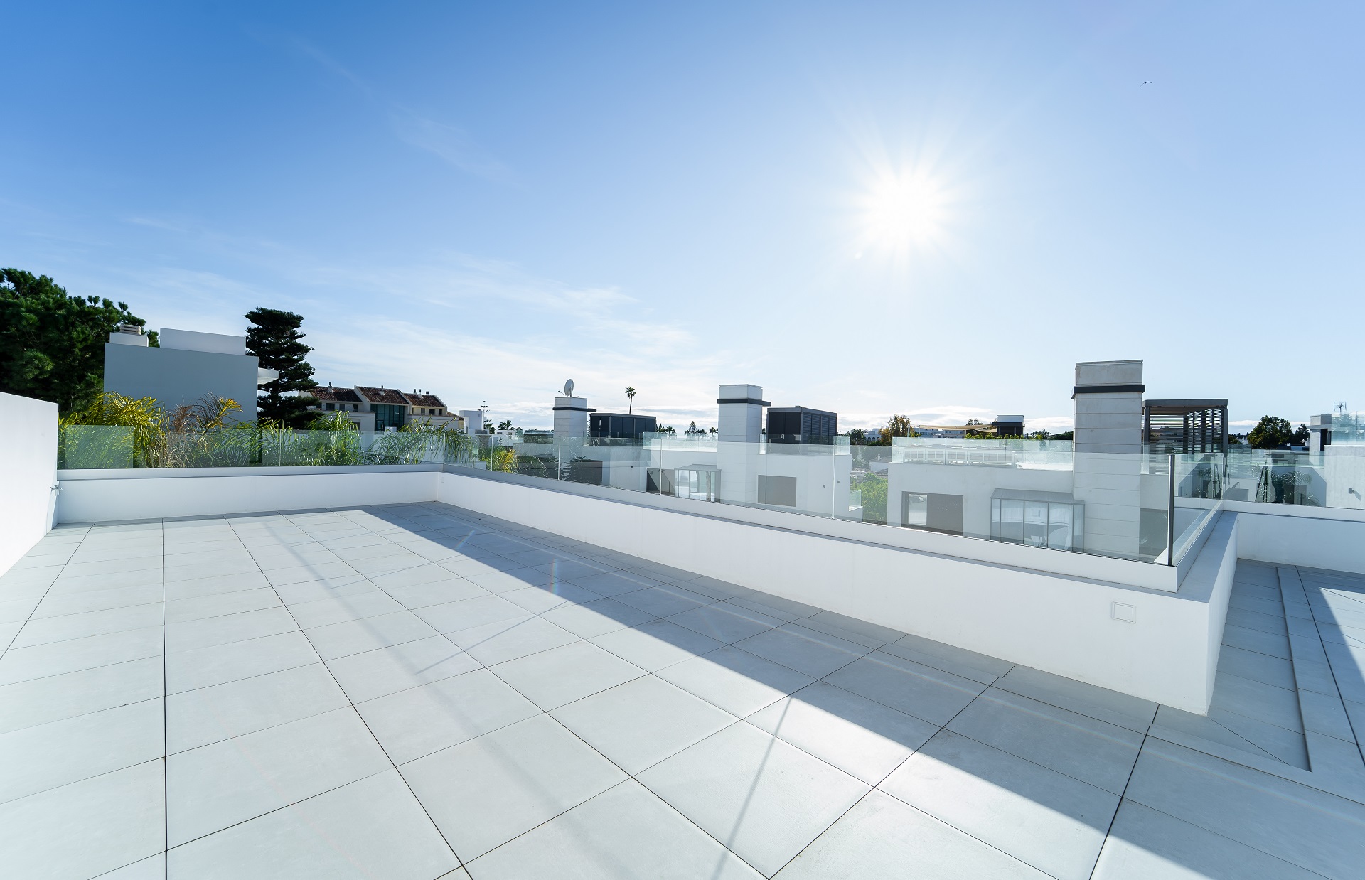 Beautiful new beachside villas in the centre of Marbella Golden Mile
