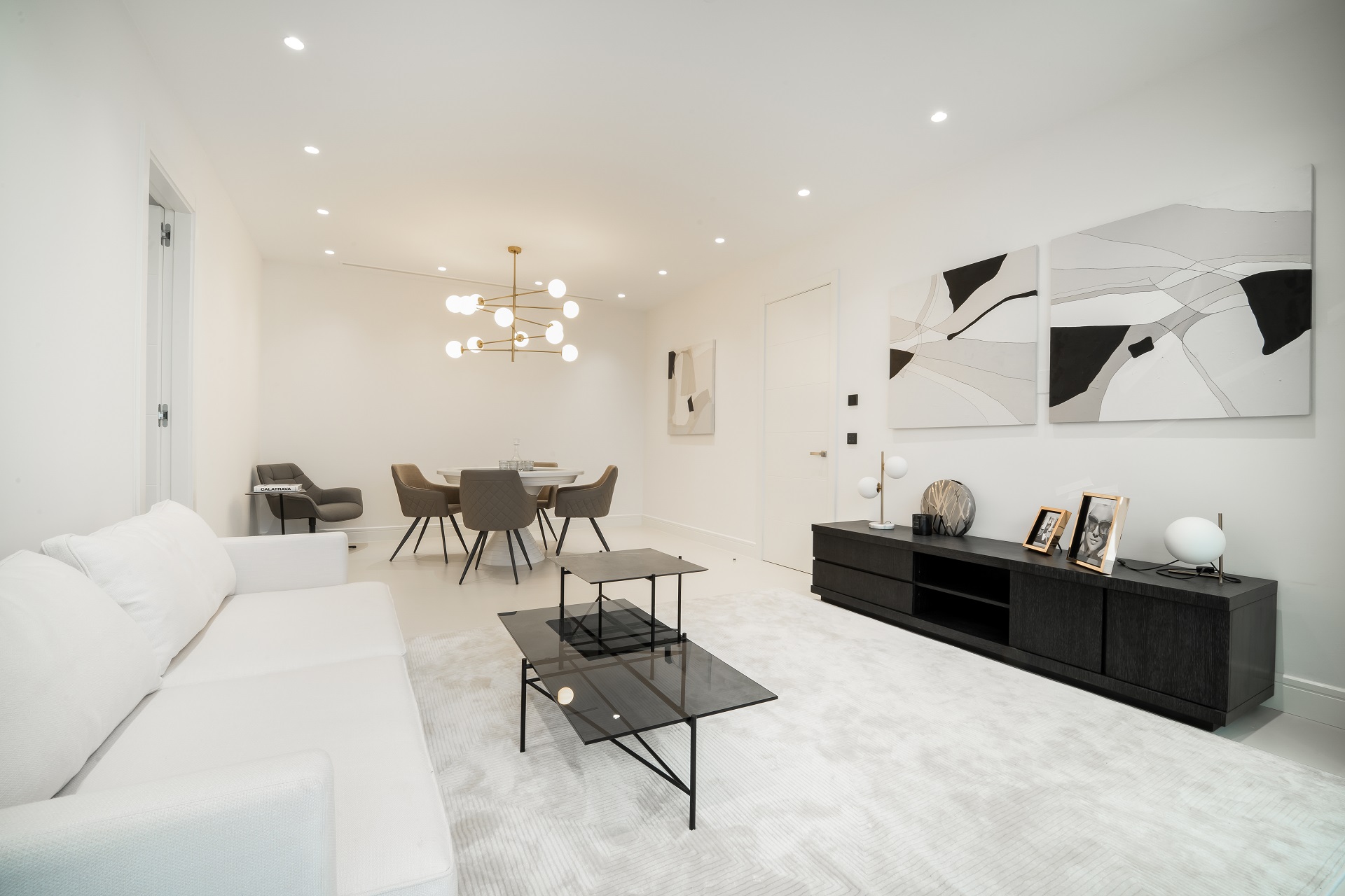 Beautiful new beachside villas in the centre of Marbella Golden Mile
