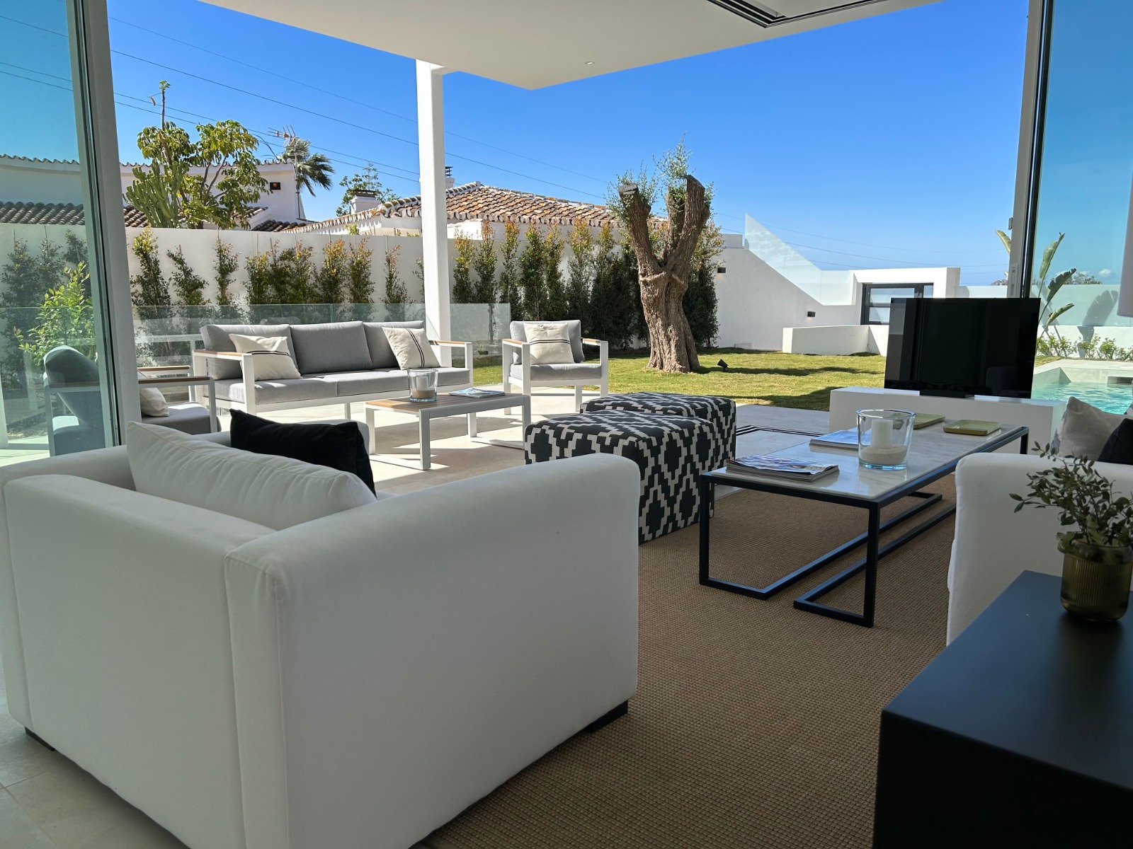 Modern villa for sale in Marbella, Costa del Sol.