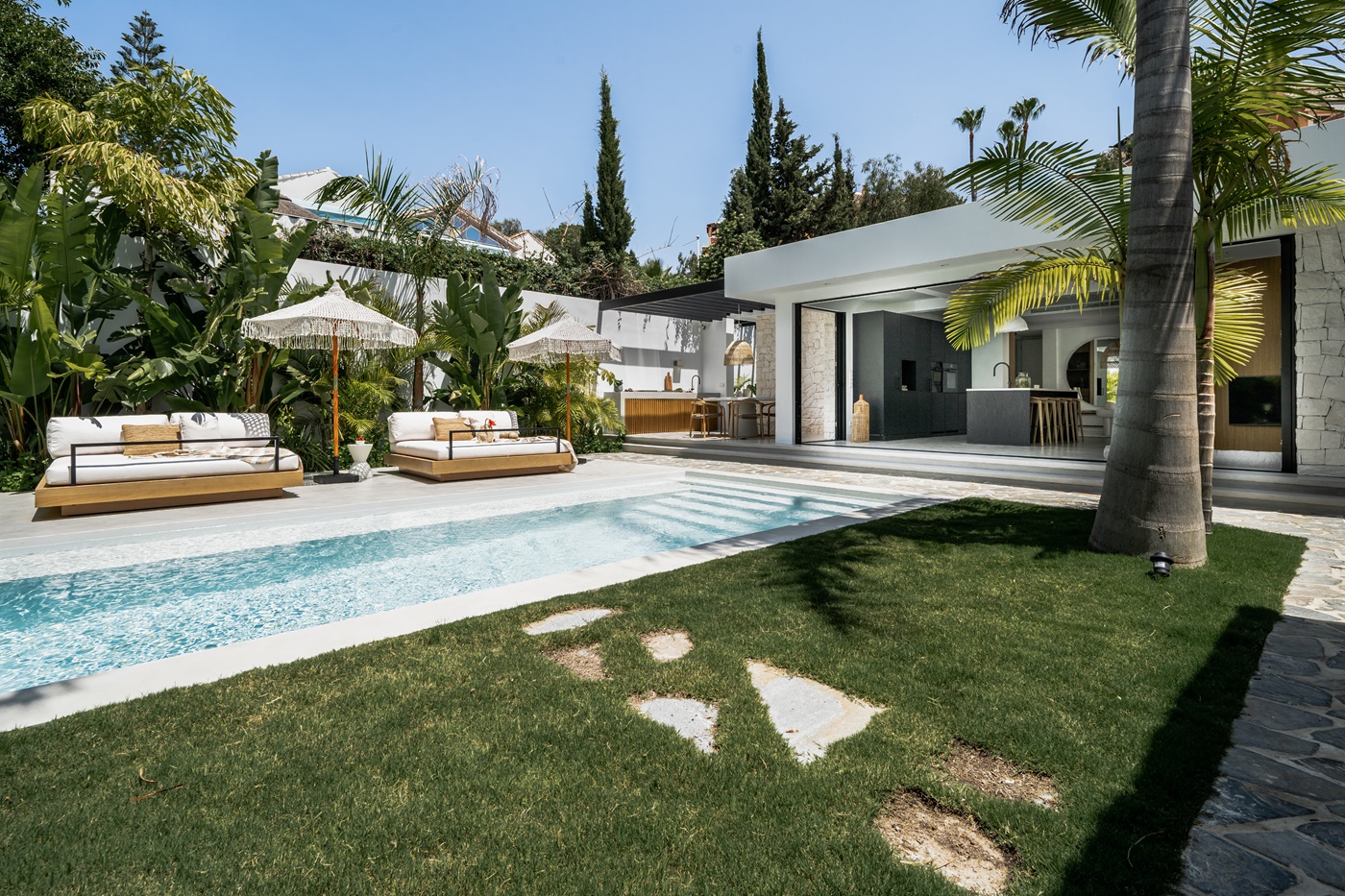Villa de muy alta calidad en Nueva Andalucía cerca de Puerto Banús