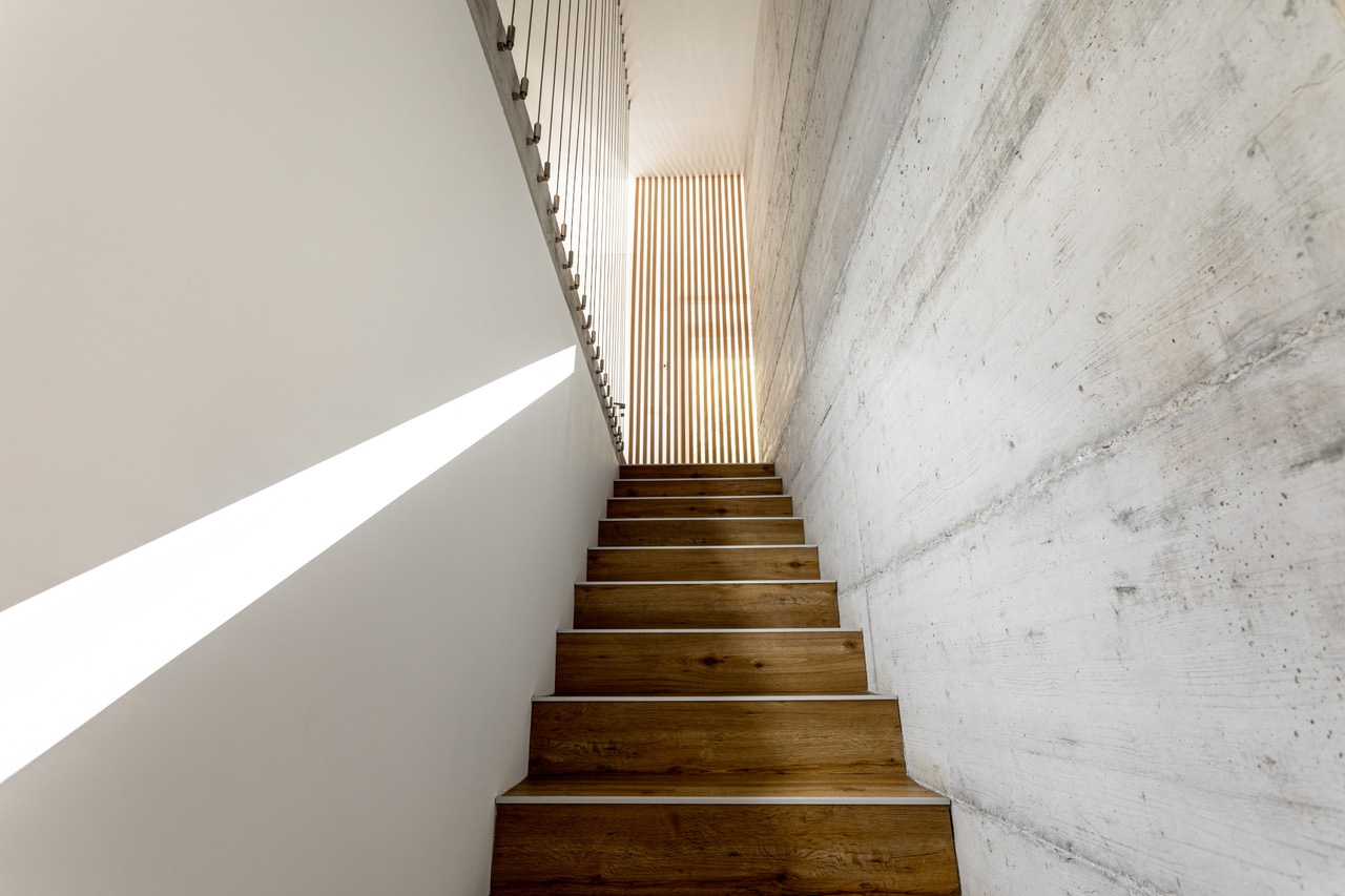 LYXIG MODERN VILLA MED MINIMALISTISK DESIGN I URBANISERINGEN VALTOCADO, MIJAS