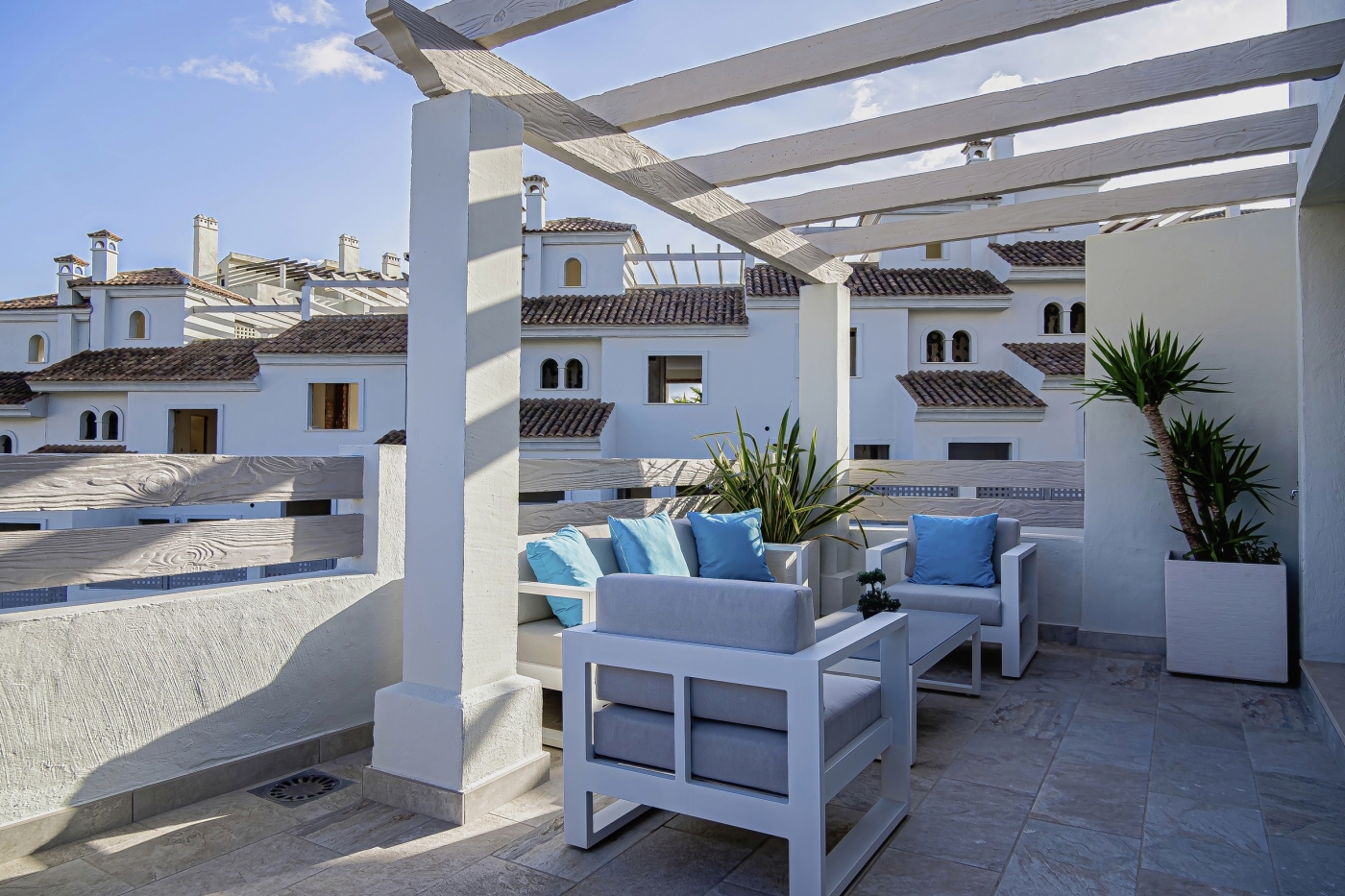 Exclusivo complejo residencial de adosadas en pleno corazón del golf de la Costa del Sol