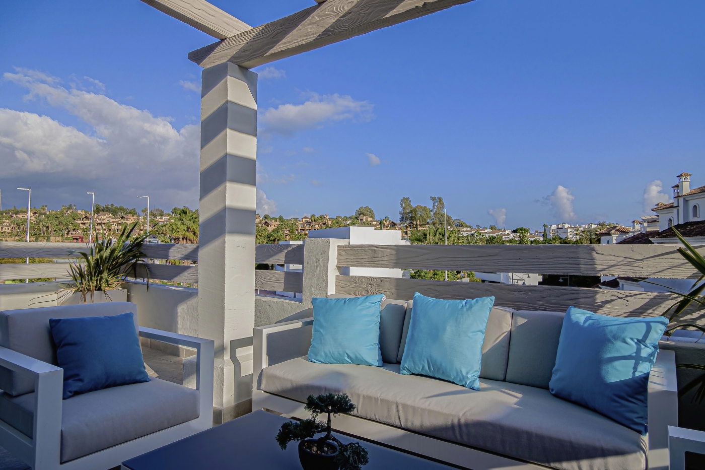 Exclusivo complejo residencial de adosadas en pleno corazón del golf de la Costa del Sol