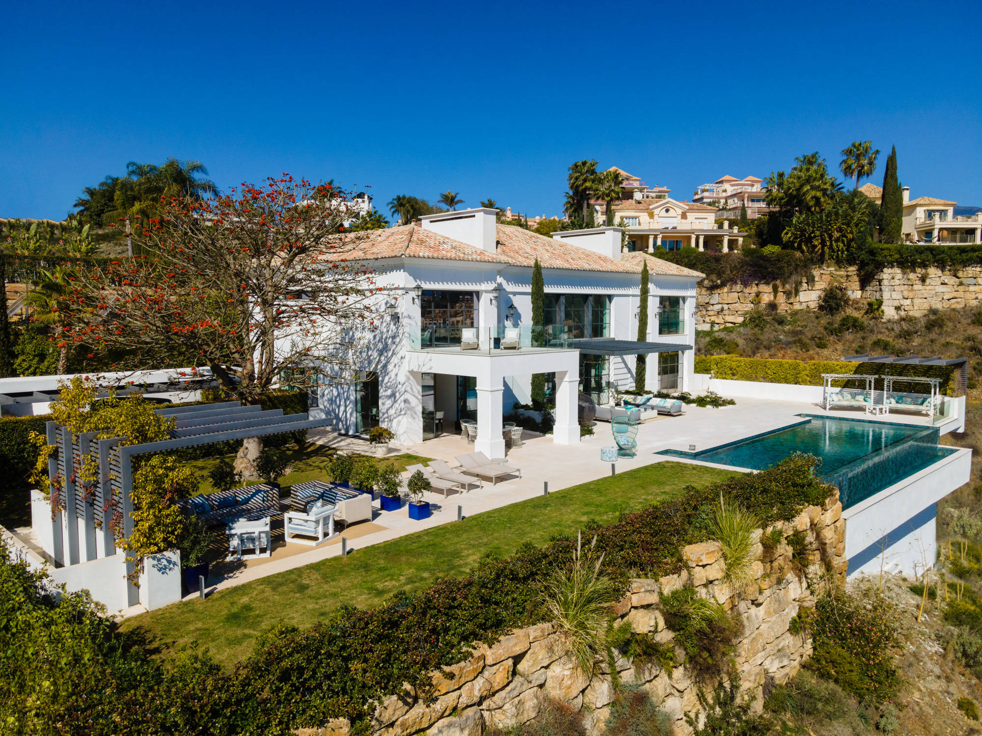 Preciosa villa de altas calidades en los Flamingos de Benahavis
