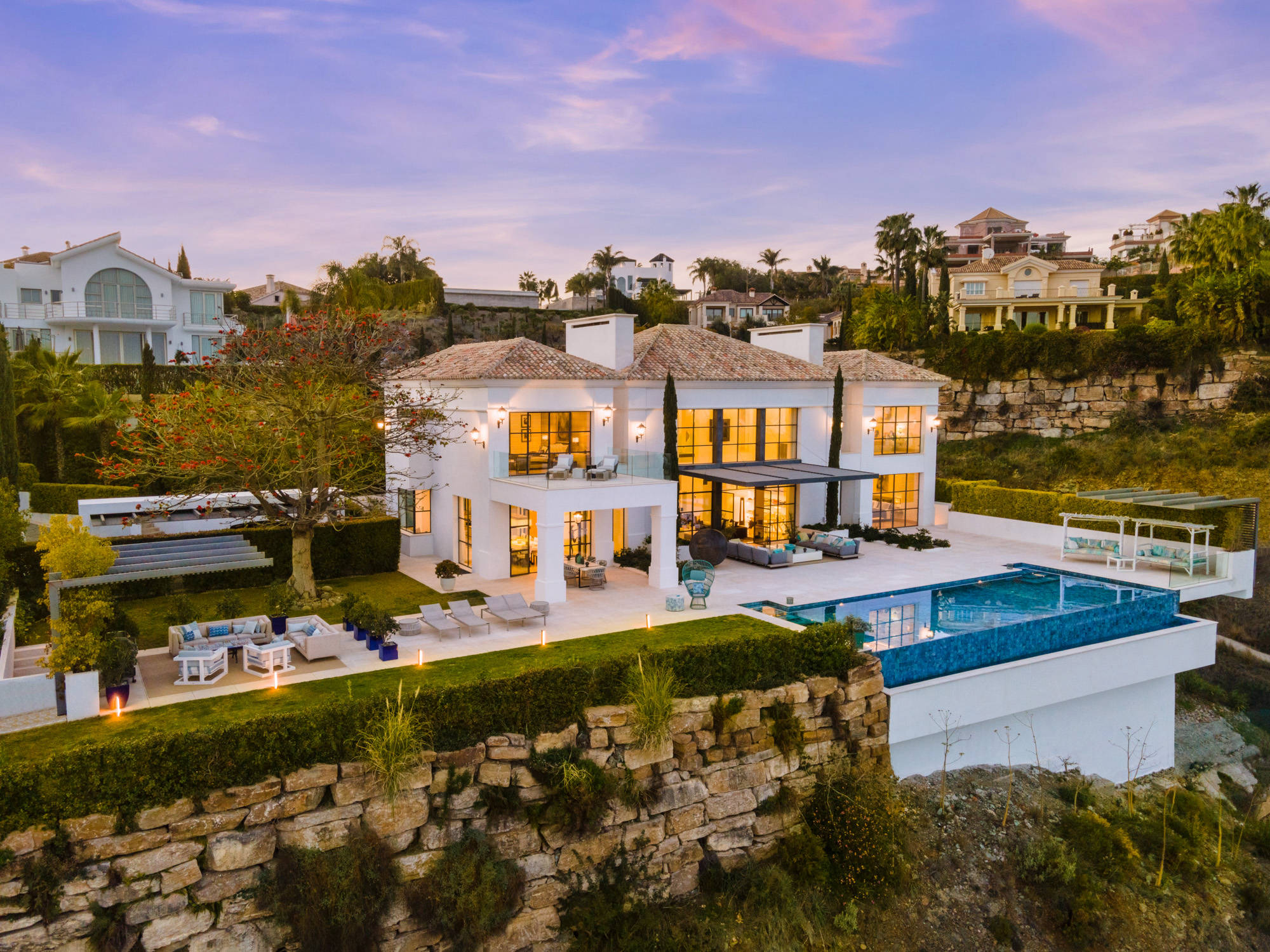 Preciosa villa de altas calidades en los Flamingos de Benahavis